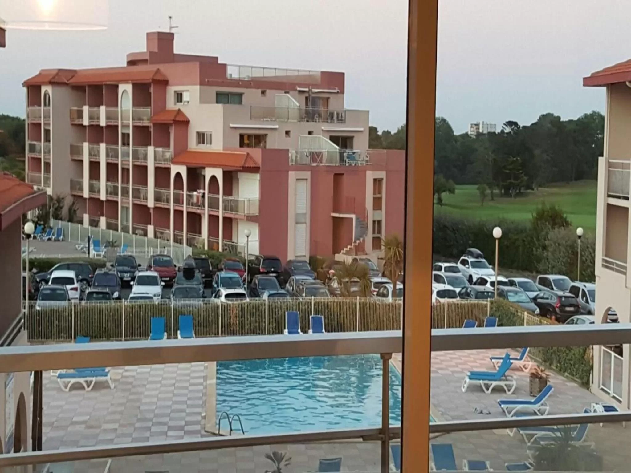 Pool view in Mer et Golf
