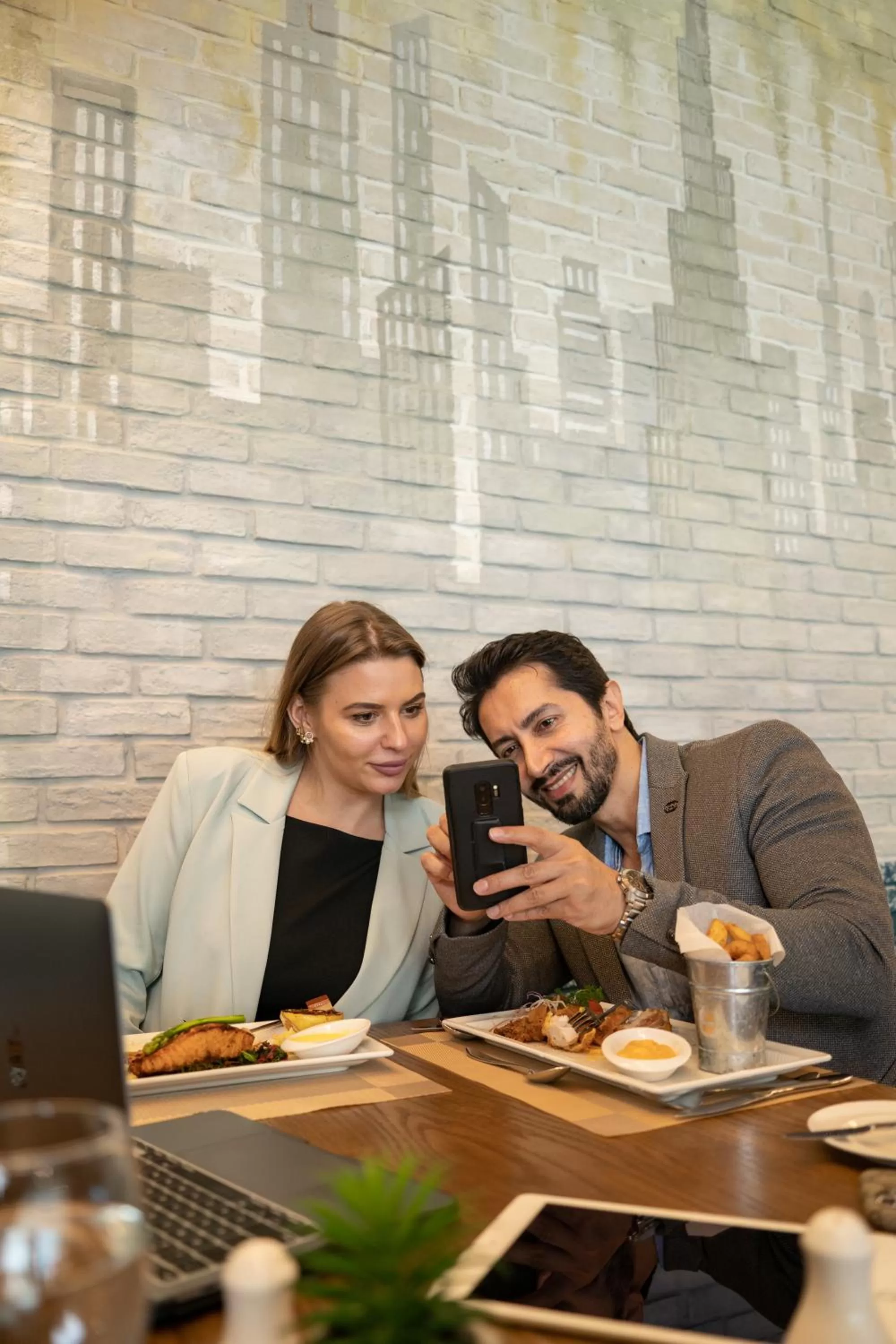 Restaurant/places to eat in Millennium Place Mirdif