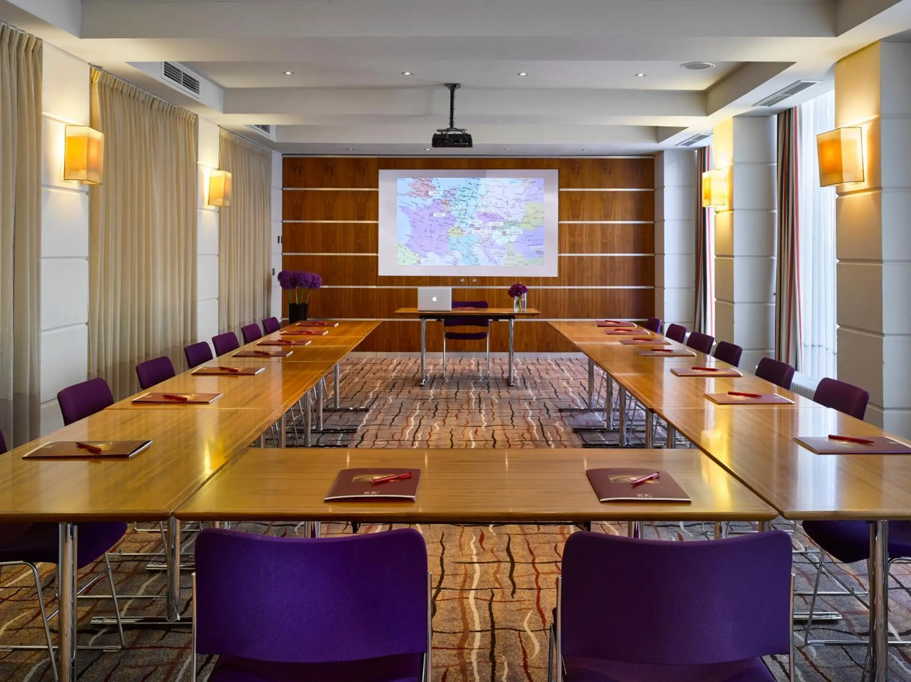 Area and facilities, Business Area/Conference Room in K+K Hotel am Harras