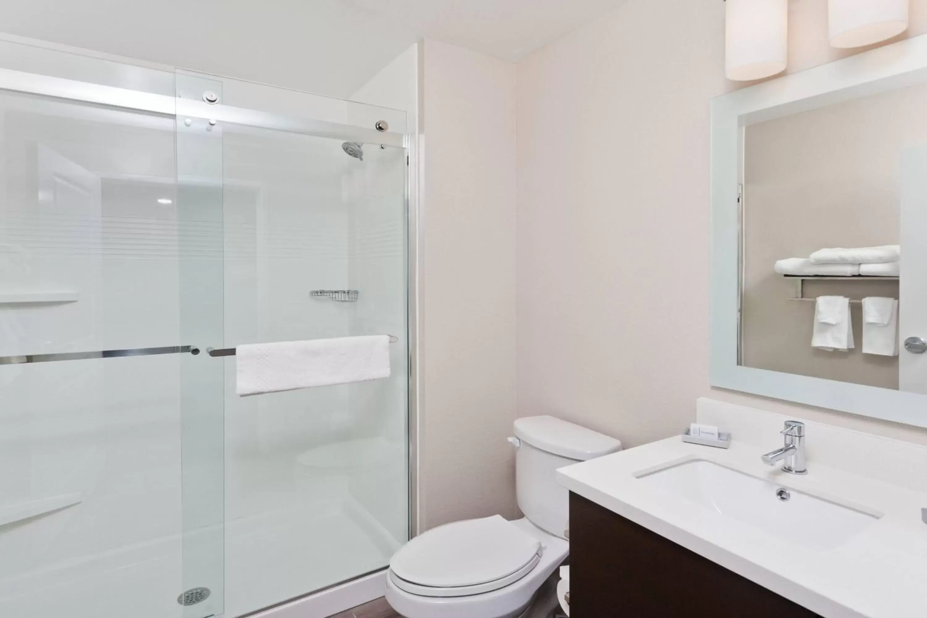 Bathroom in TownePlace Suites by Marriott Montgomery EastChase