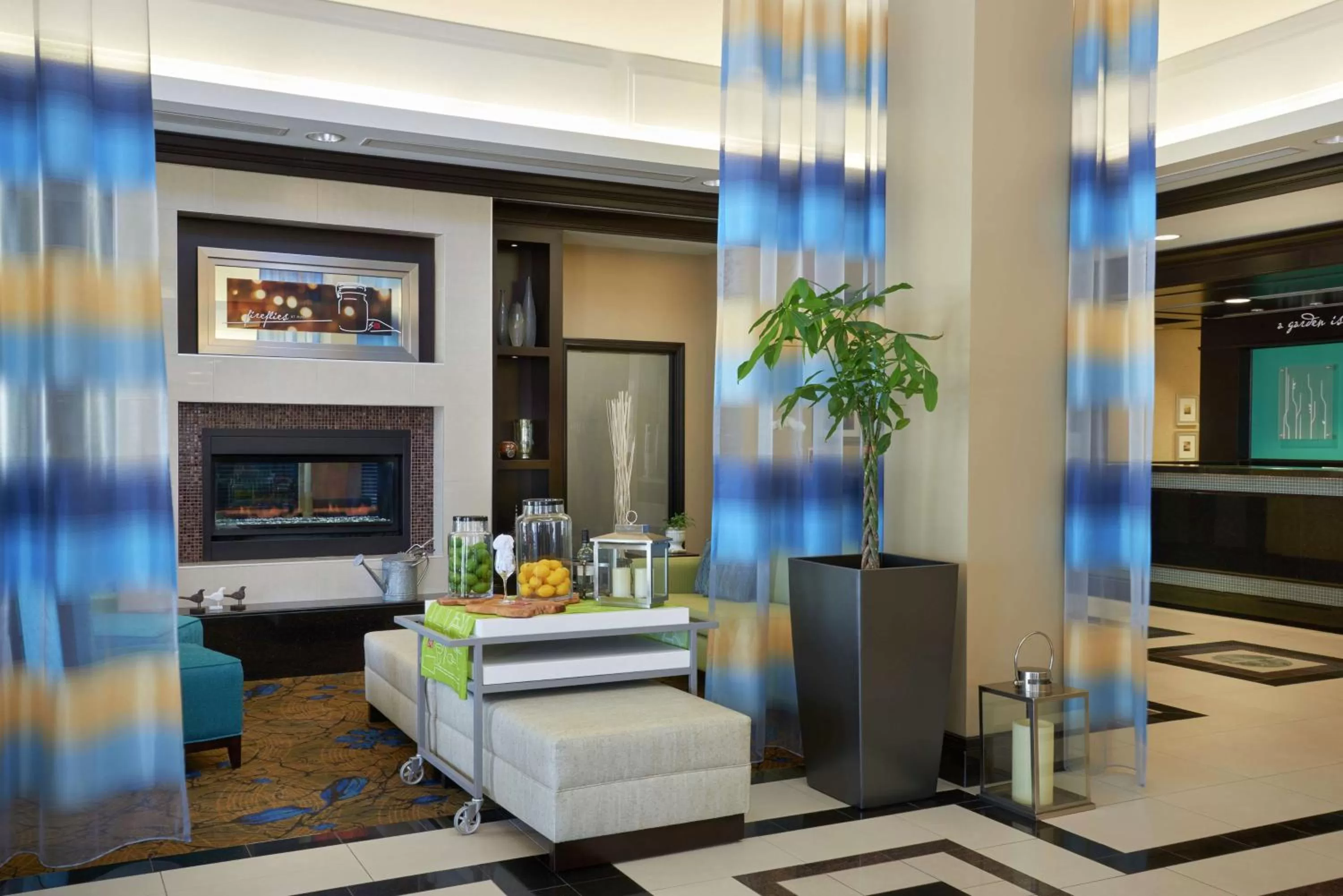 Lobby or reception in Hilton Garden Inn Toronto Airport West/Mississauga