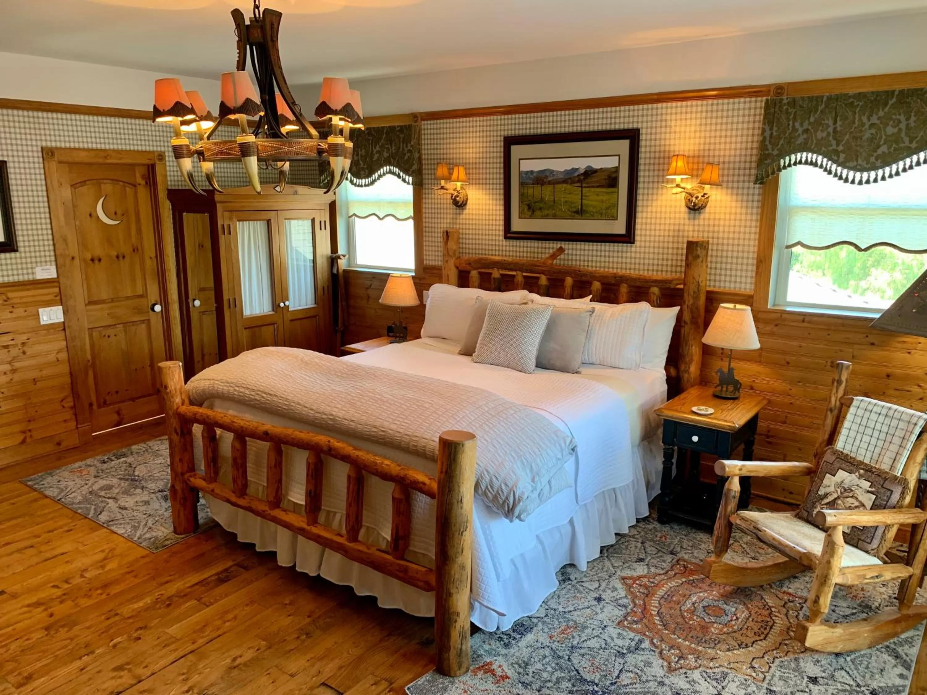 Photo of the whole room, Bed in ForFriends Inn Wine Country Bed and Breakfast