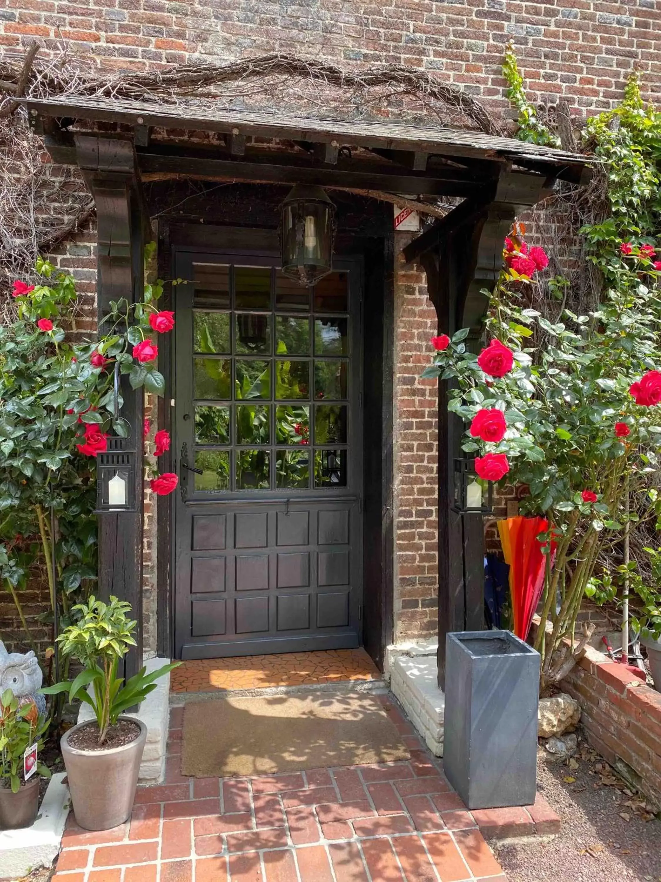 Facade/entrance in Le Moulin Fouret