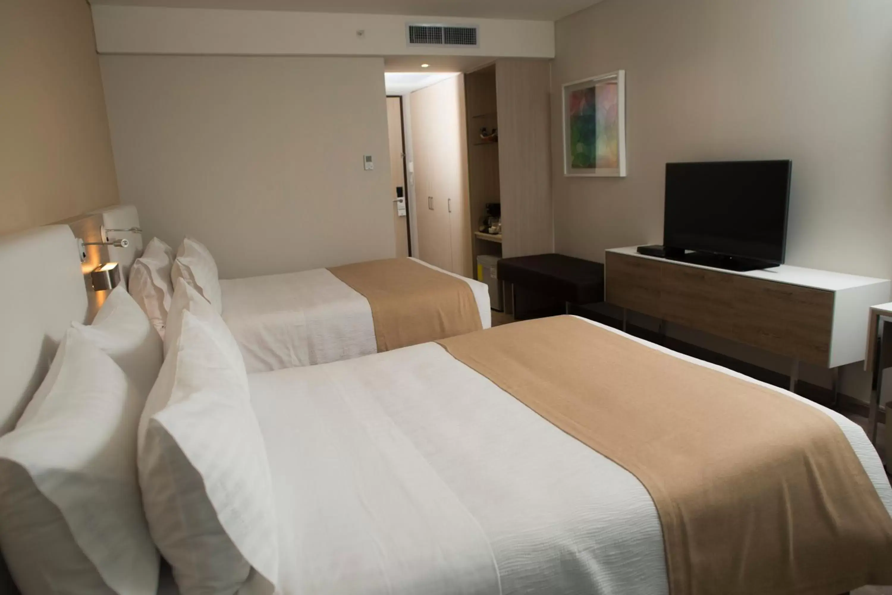 Photo of the whole room, Bed in Holiday Inn Cúcuta, an IHG Hotel