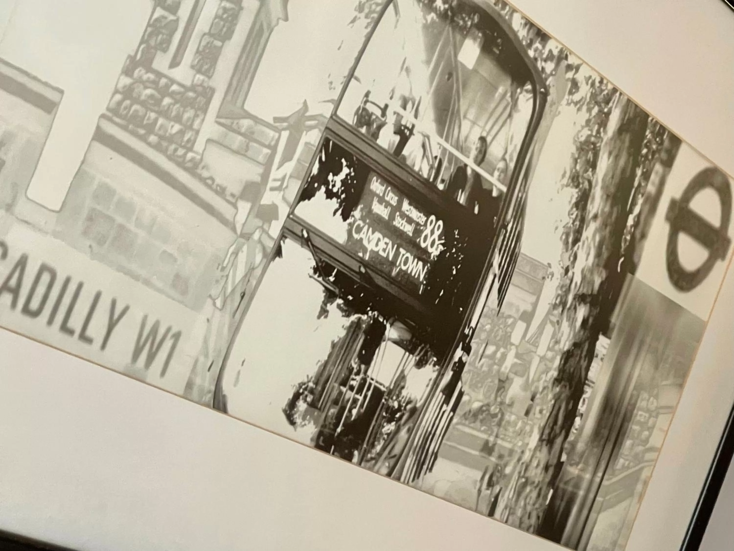 Decorative detail in The Crown London, WorldHotels Distinctive