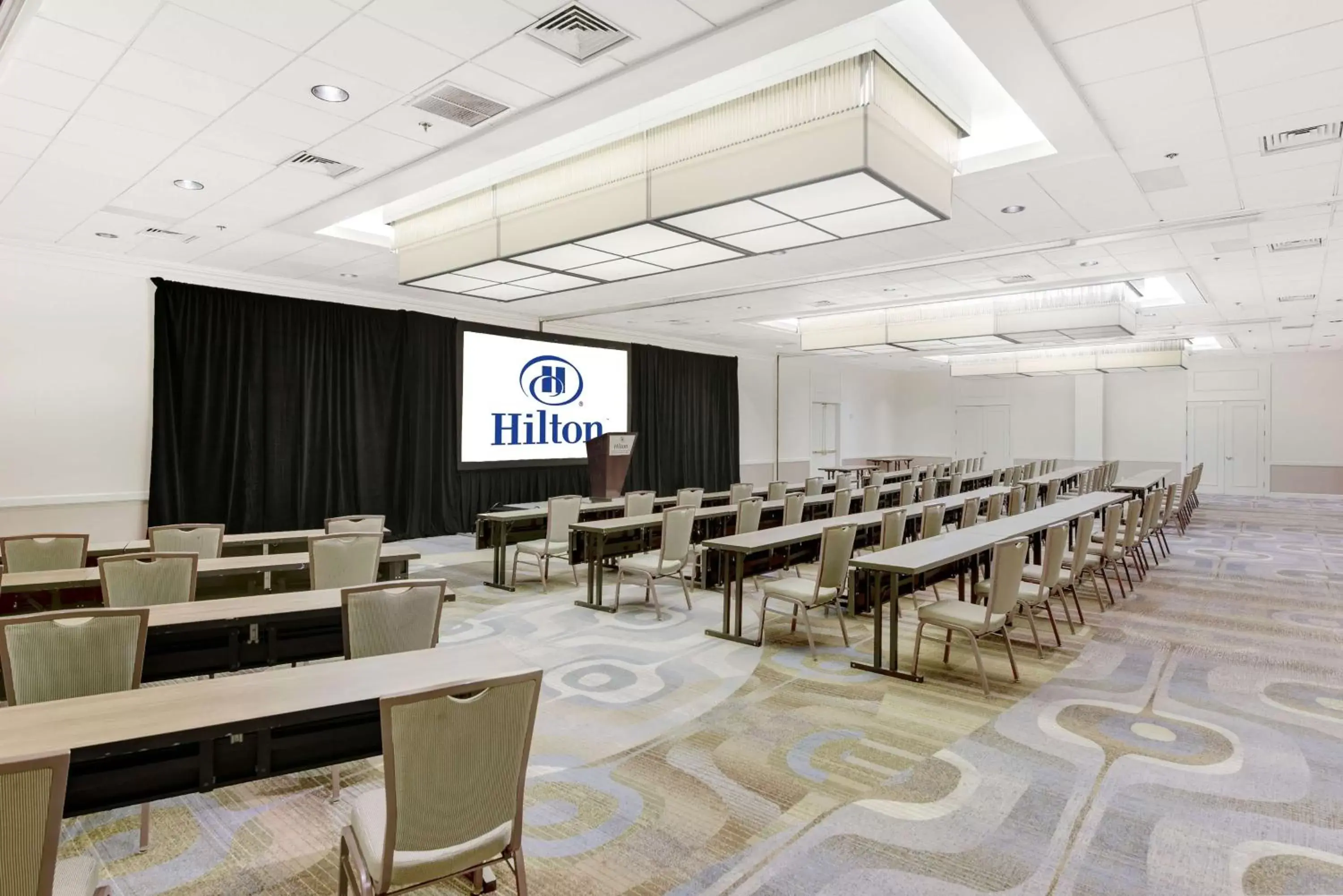 Meeting/conference room in Hilton Arlington National Landing