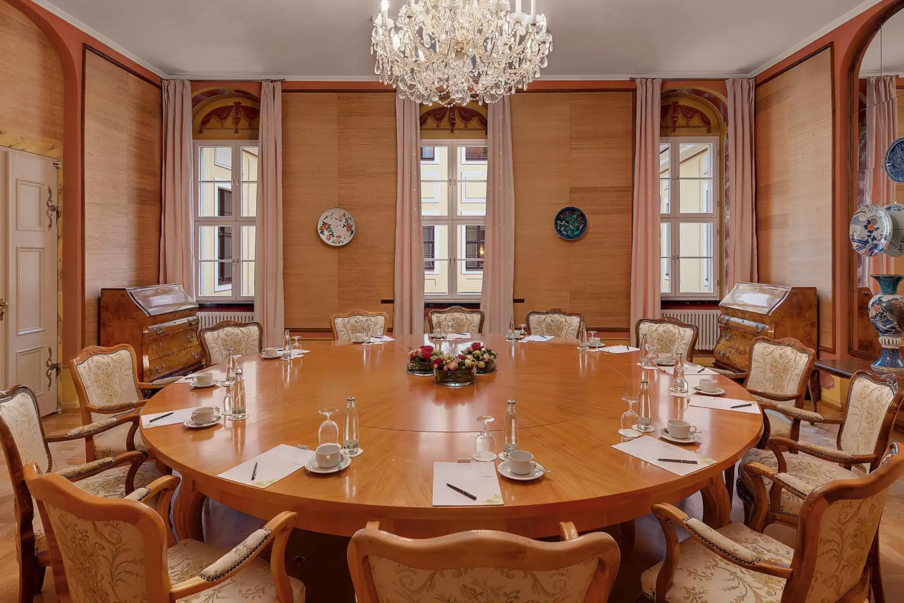 Meeting/conference room, Restaurant/Places to Eat in Bilderberg Bellevue Hotel Dresden