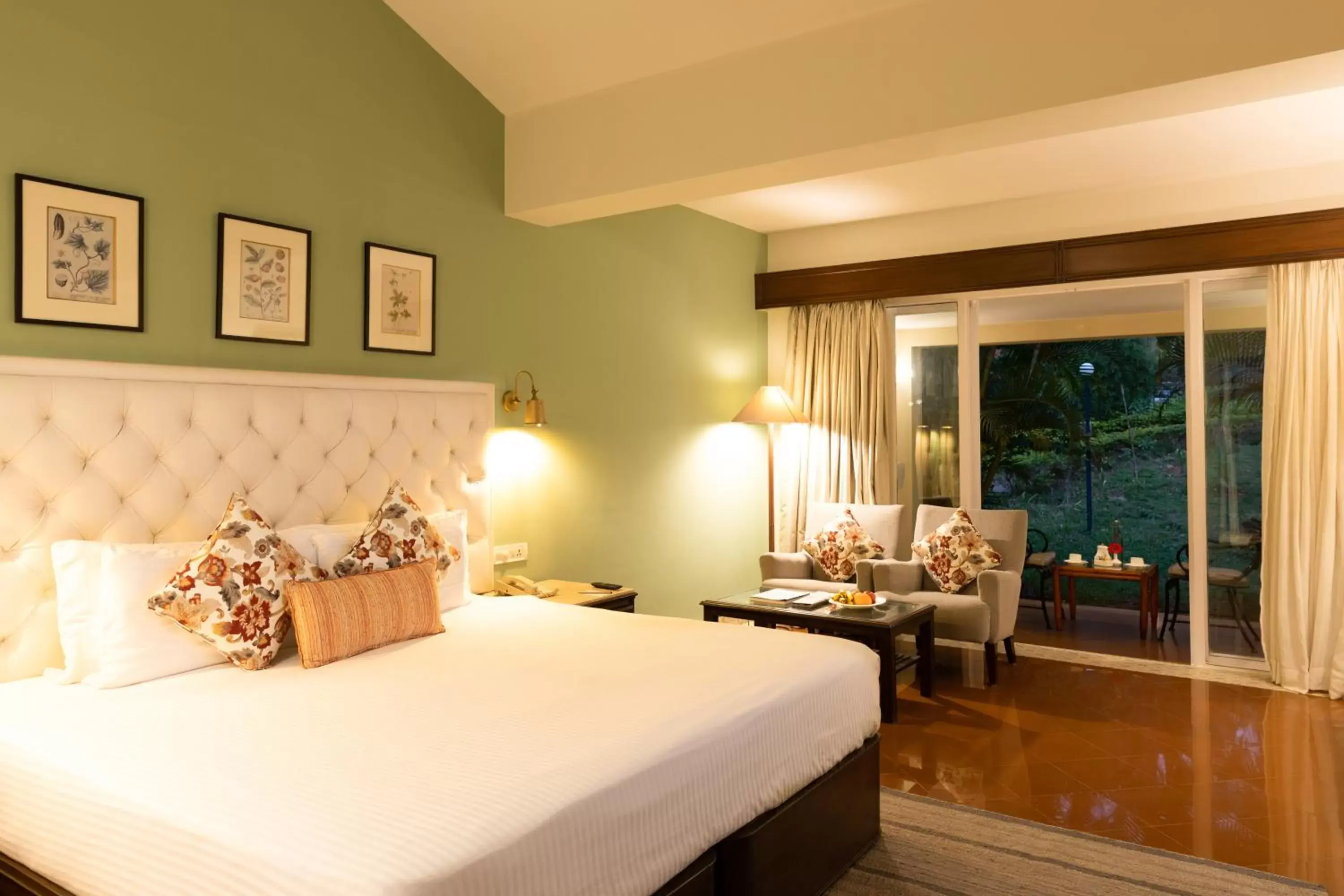 Bedroom, Bed in Gateway Chikmagalur Bedroom, Bed in Gateway Chikmagalur