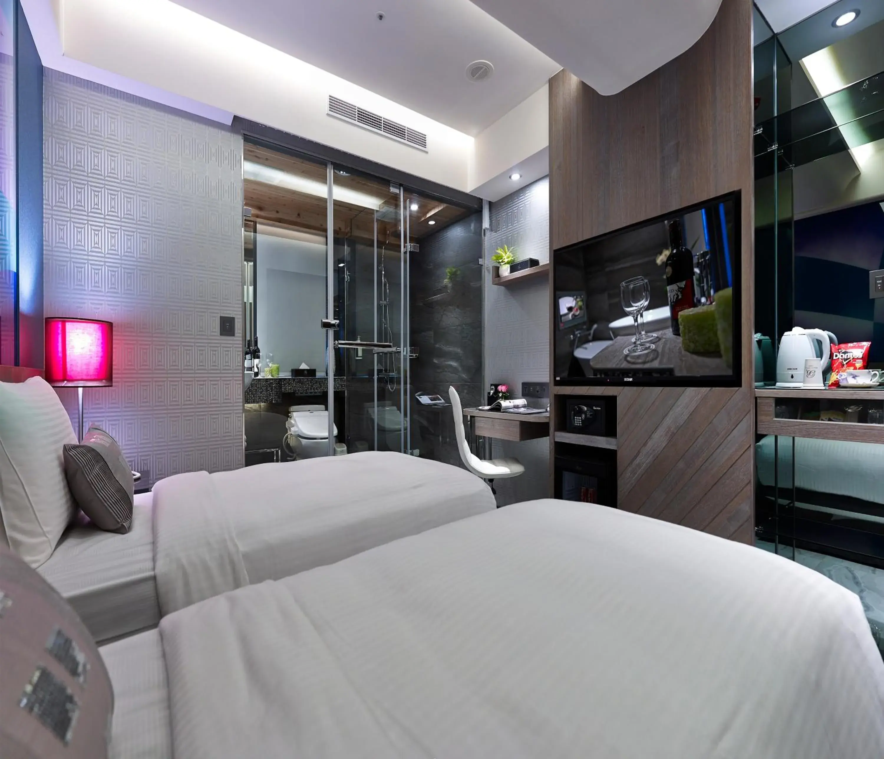 Bedroom in Beauty Hotels Taipei - Hotel Bfun