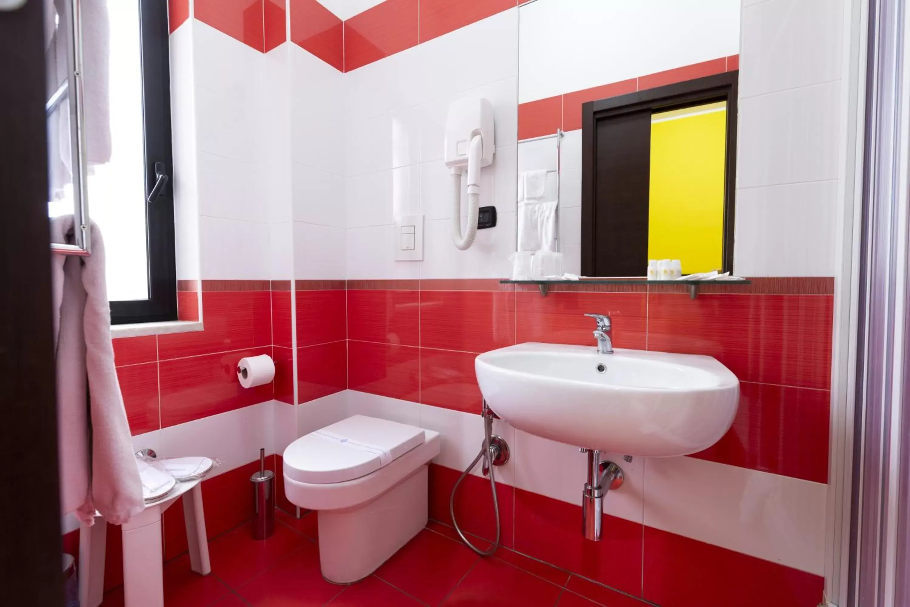 Bathroom in Hotel del Sole