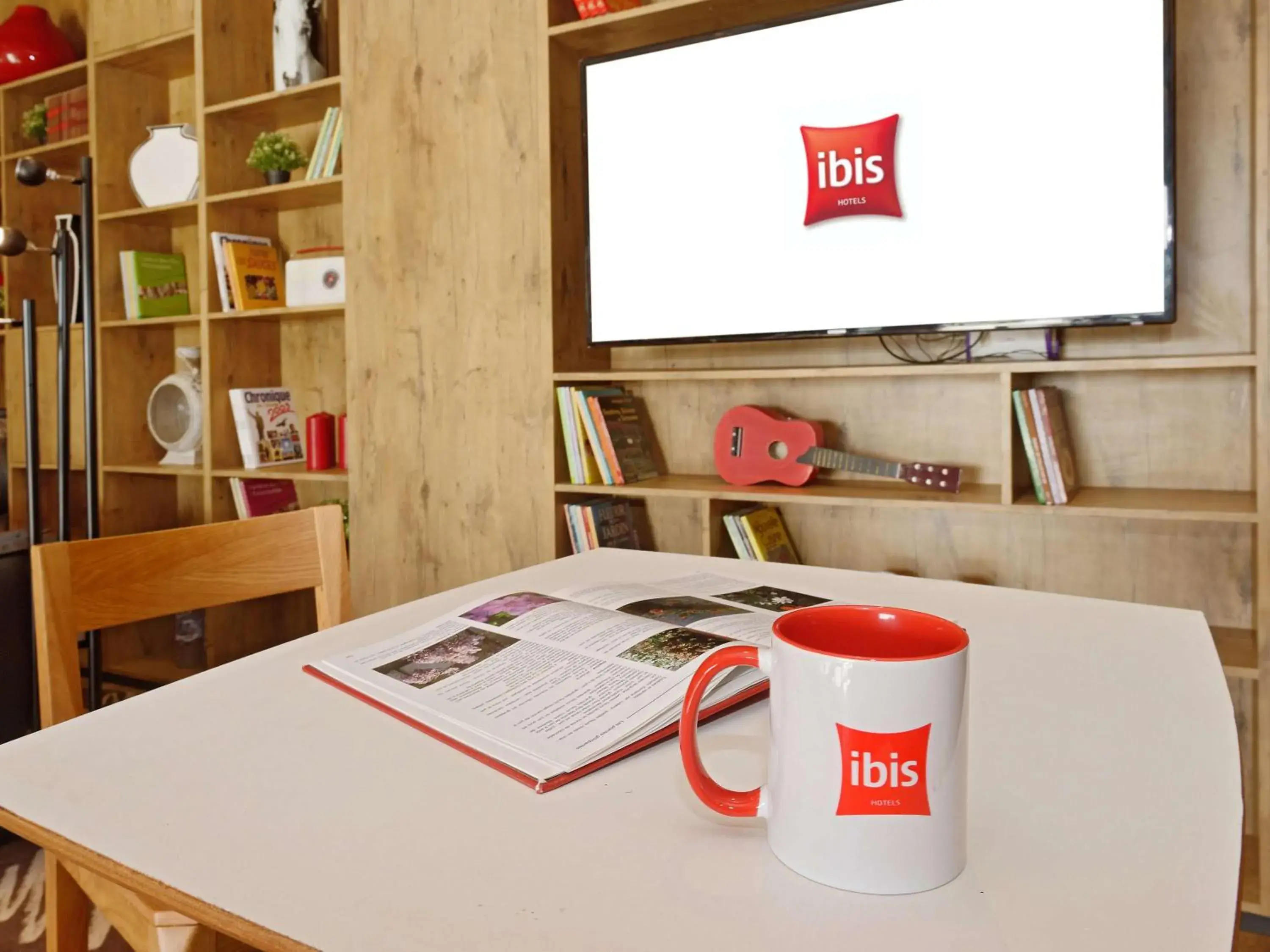 Lounge or bar in Ibis El Jadida