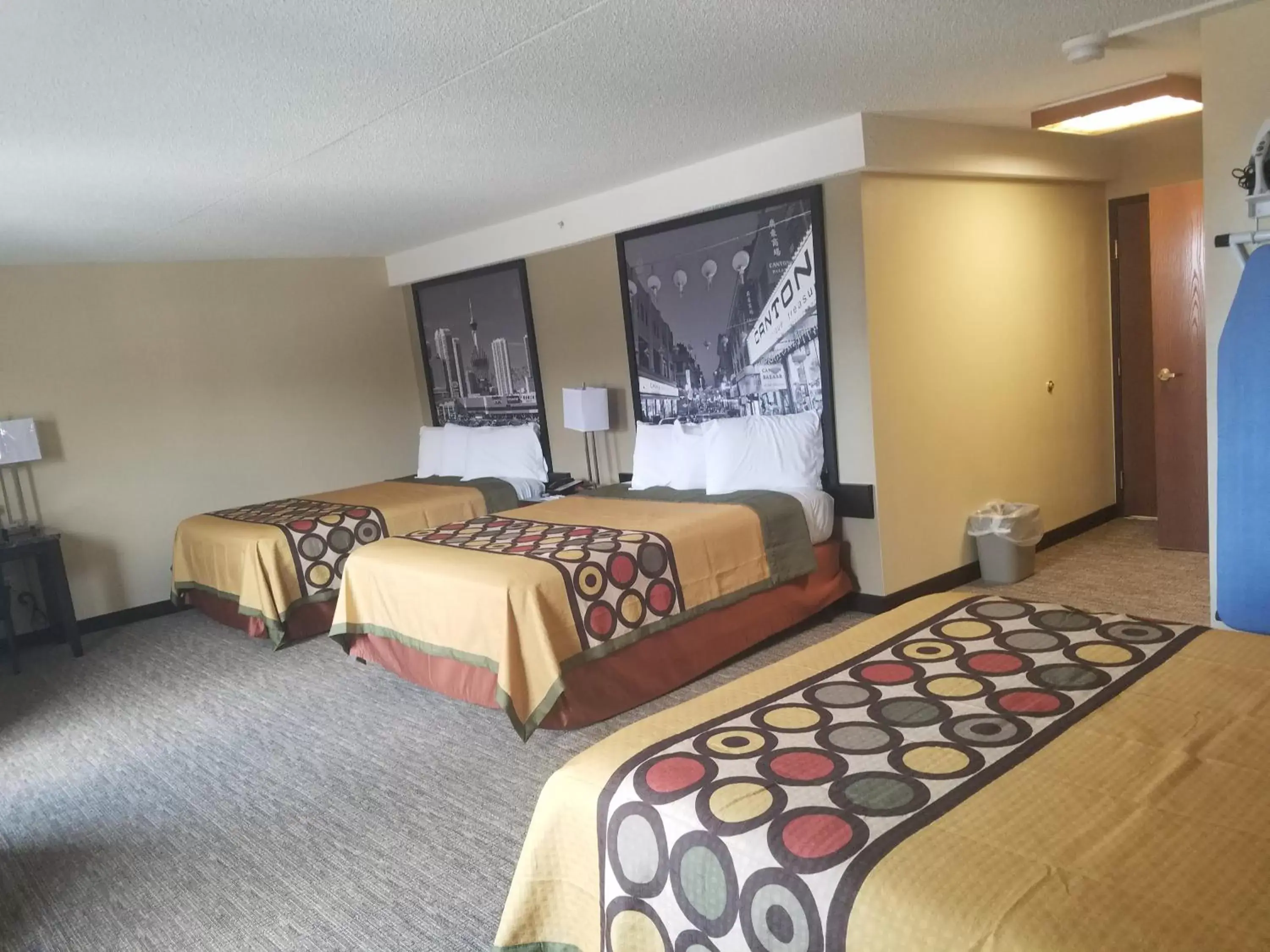 Bed in Super 8 by Wyndham Wichita North