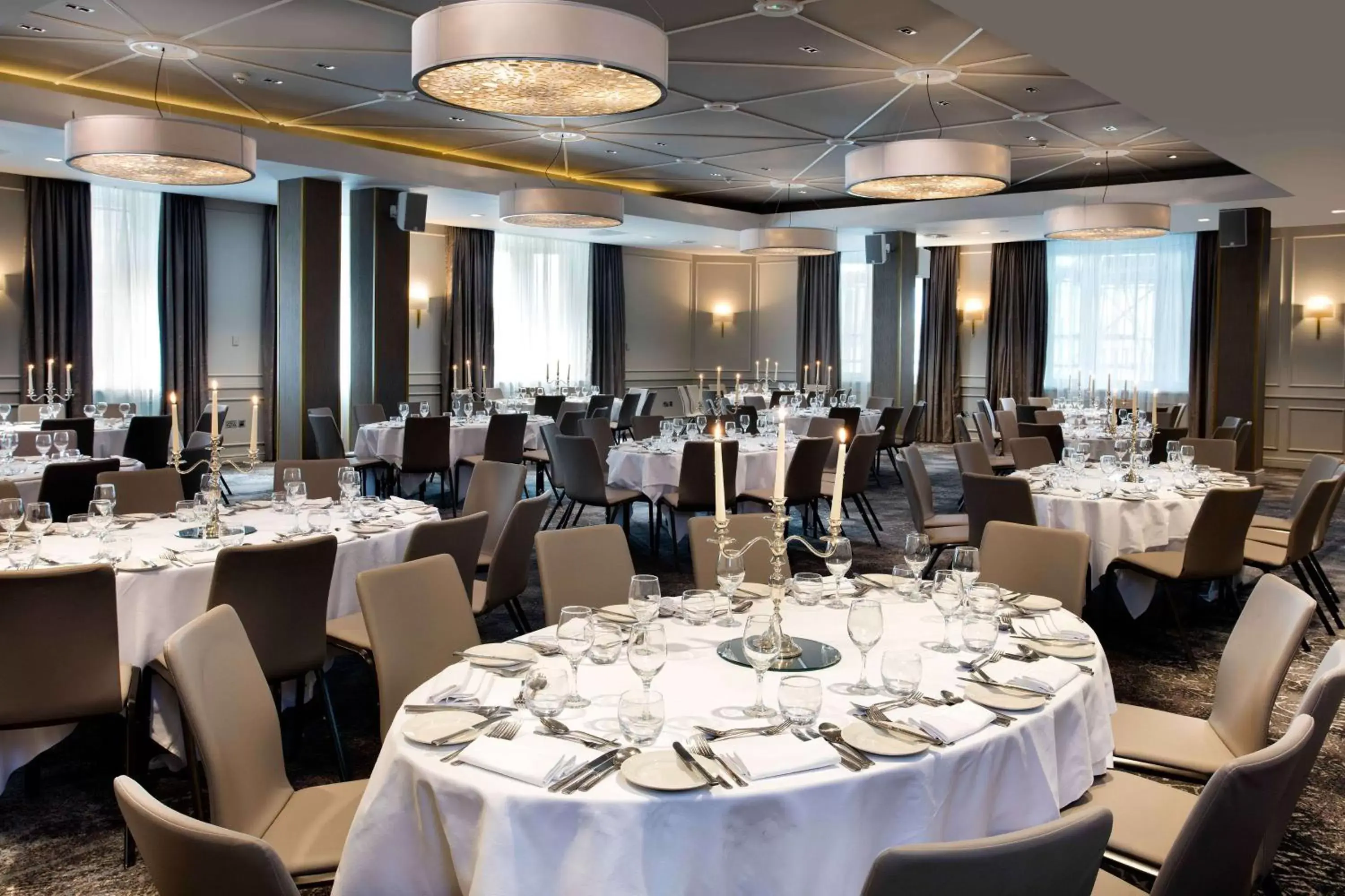 Meeting/conference room, Restaurant/Places to Eat in Hilton Edinburgh Carlton