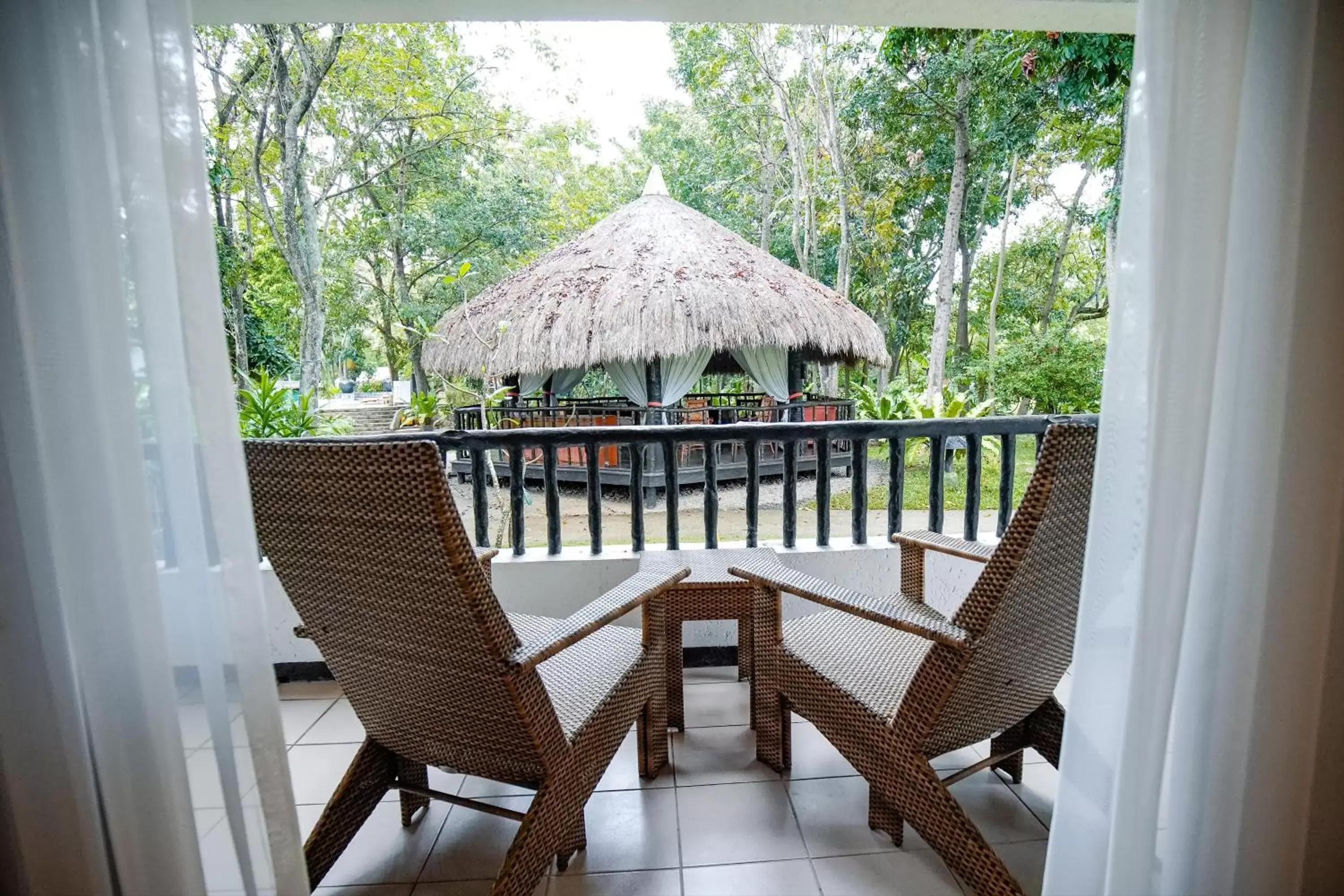 Balcony/Terrace in Cebu White Sands Resort and Spa