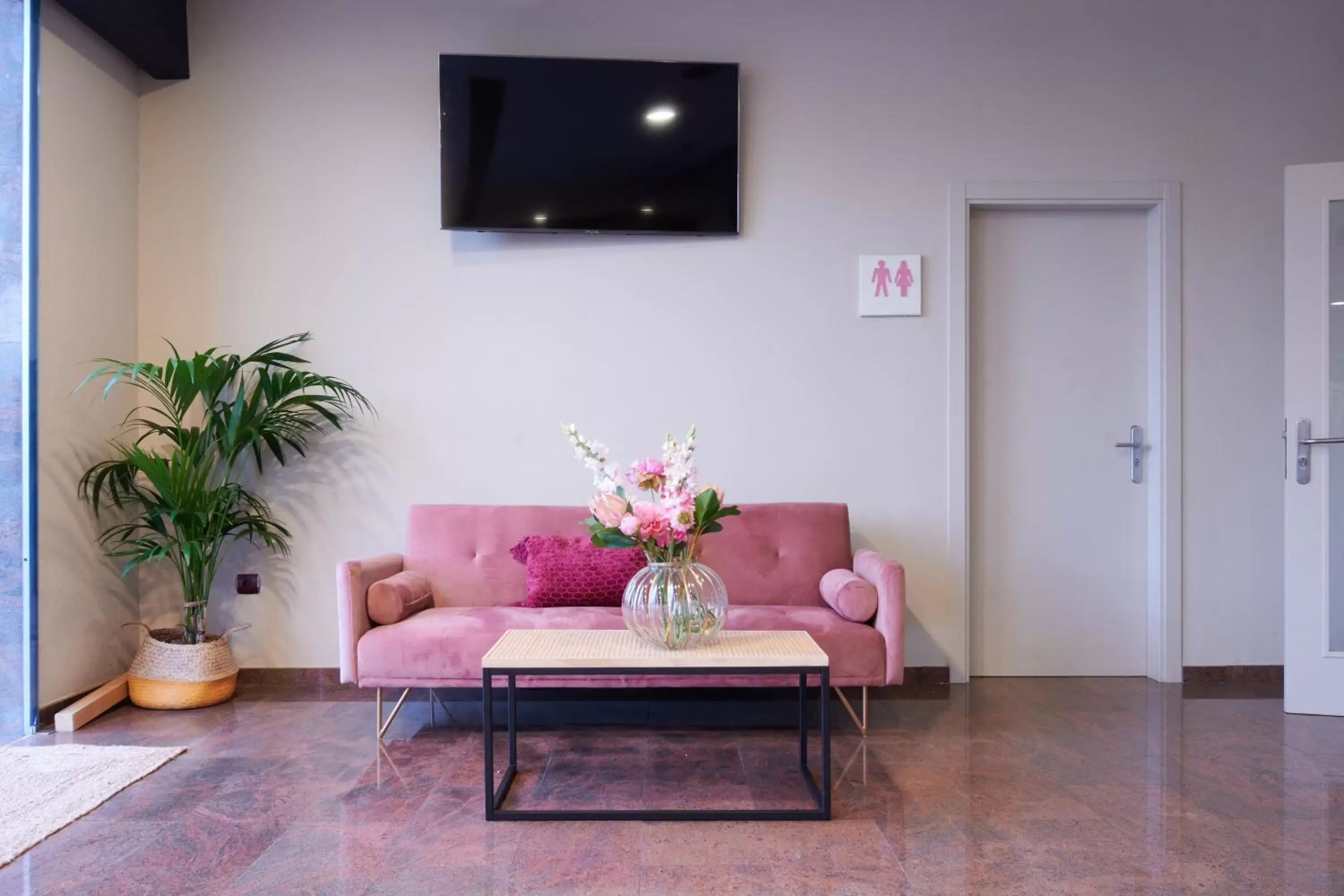 Seating area, TV/Entertainment Center in Ramblas Vendrell