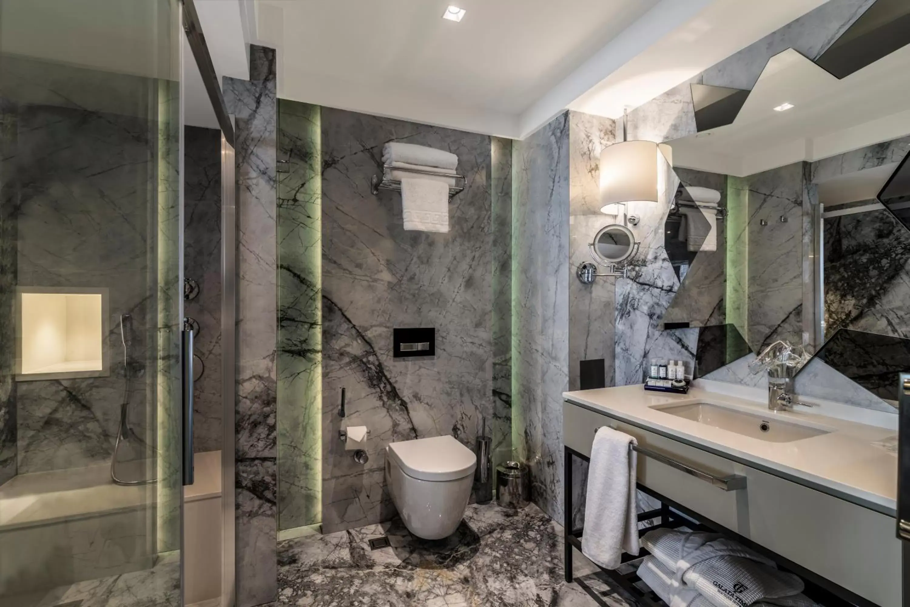 Shower, Bathroom in Galata Times Hotel