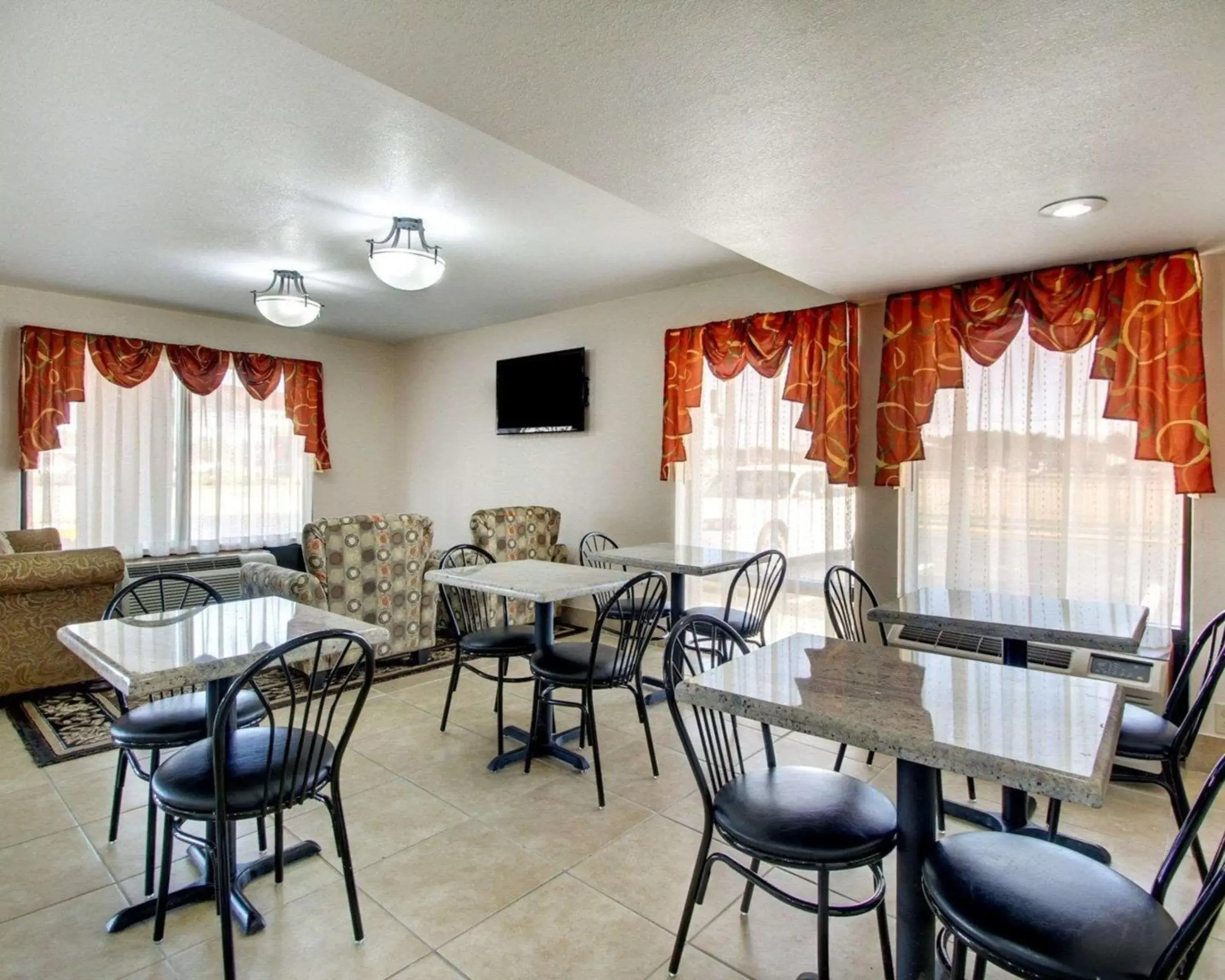 Restaurant/Places to Eat in Quality Inn Richland