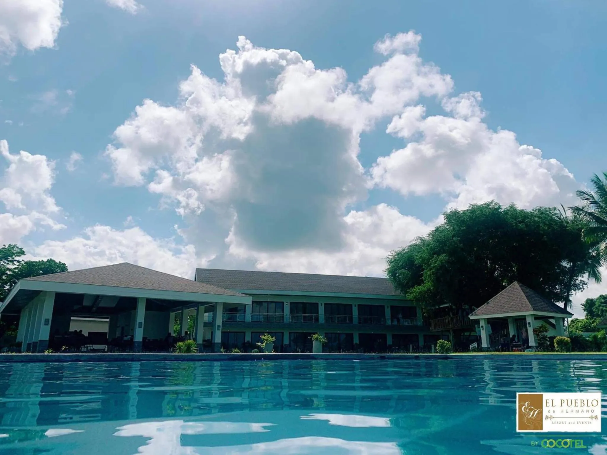 Property building in El Pueblo De Hermano by Cocotel