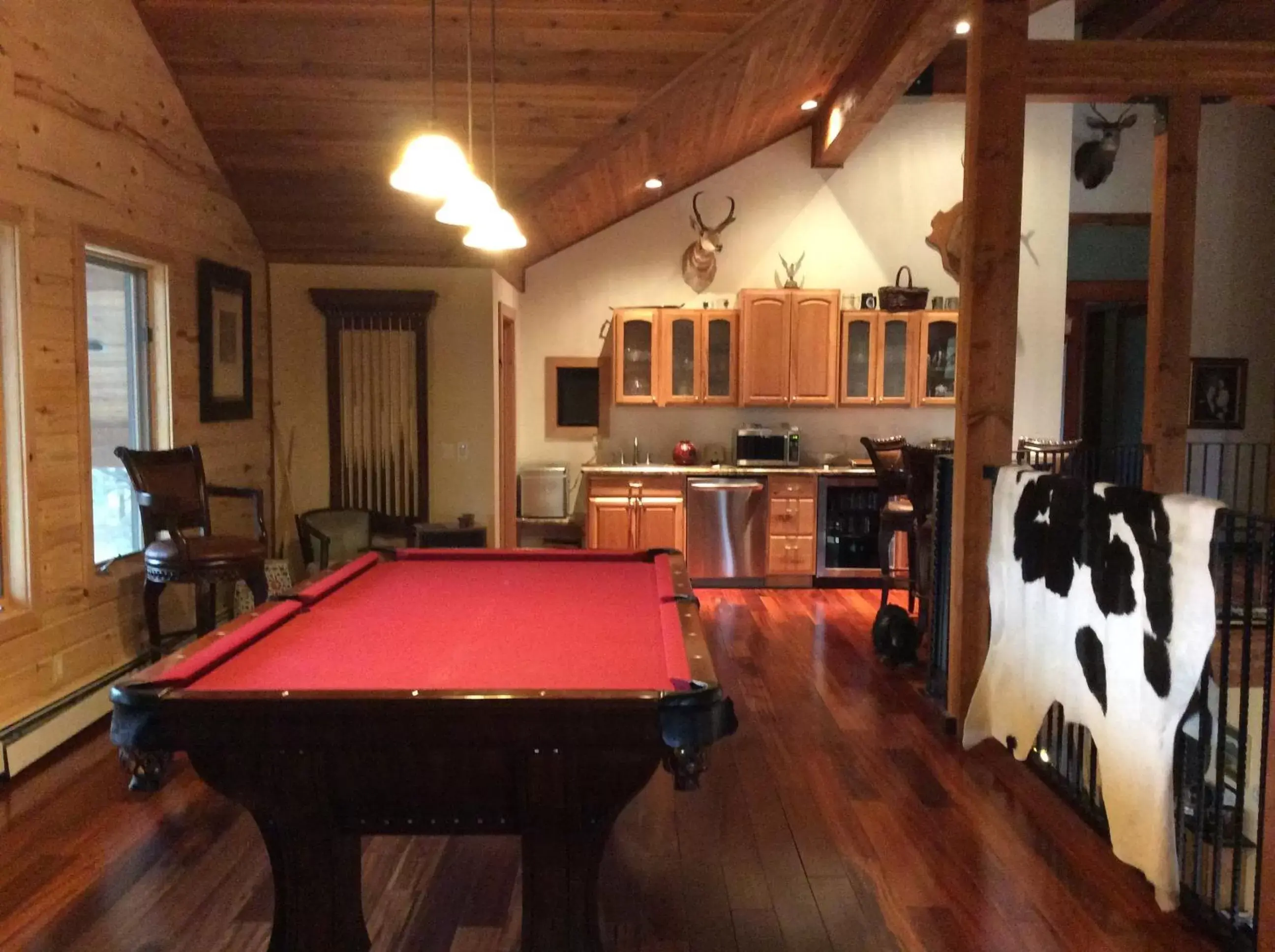 Area and facilities, Billiards in Elktrace Bed and Breakfast