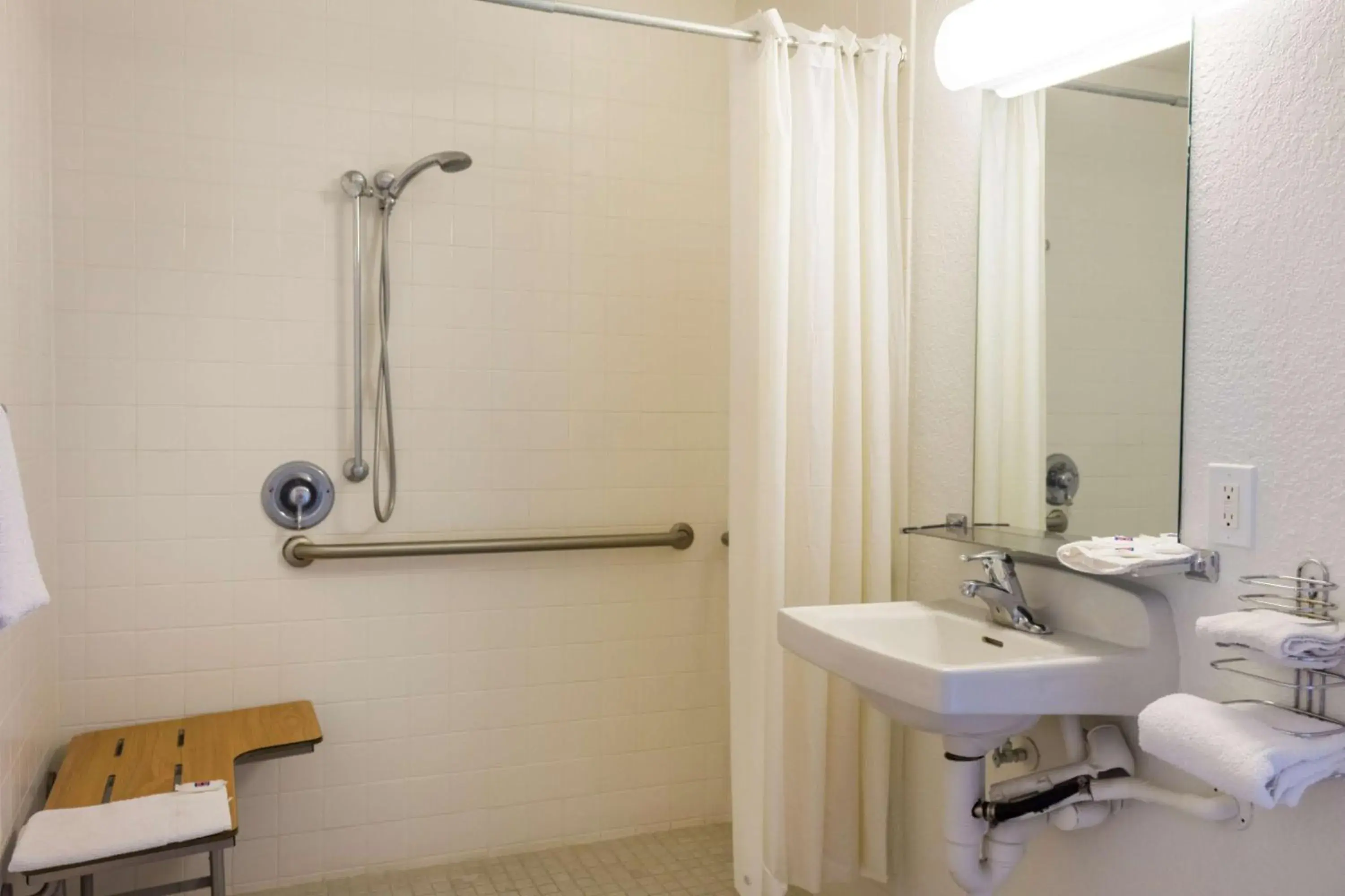 Bathroom in Motel 6 Mojave, CA