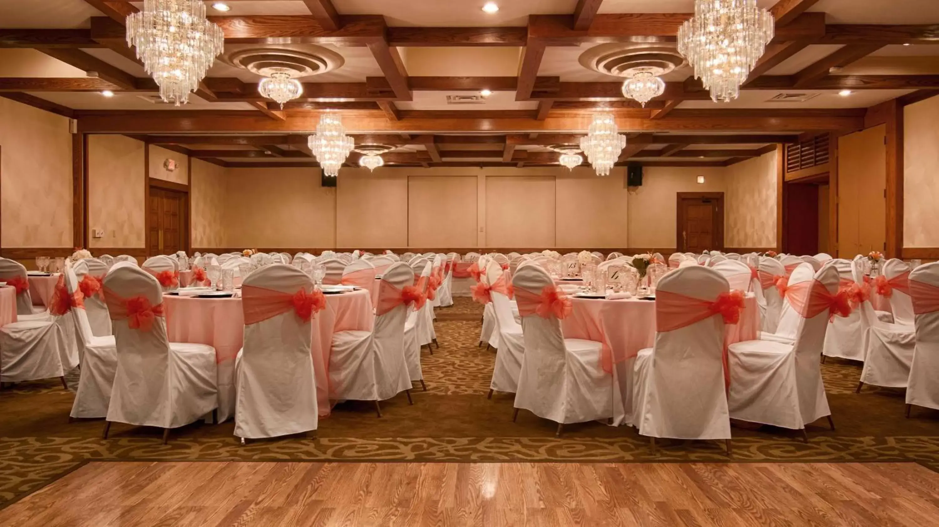On site, Banquet Facilities in Best Western Prairie Inn & Conference Center