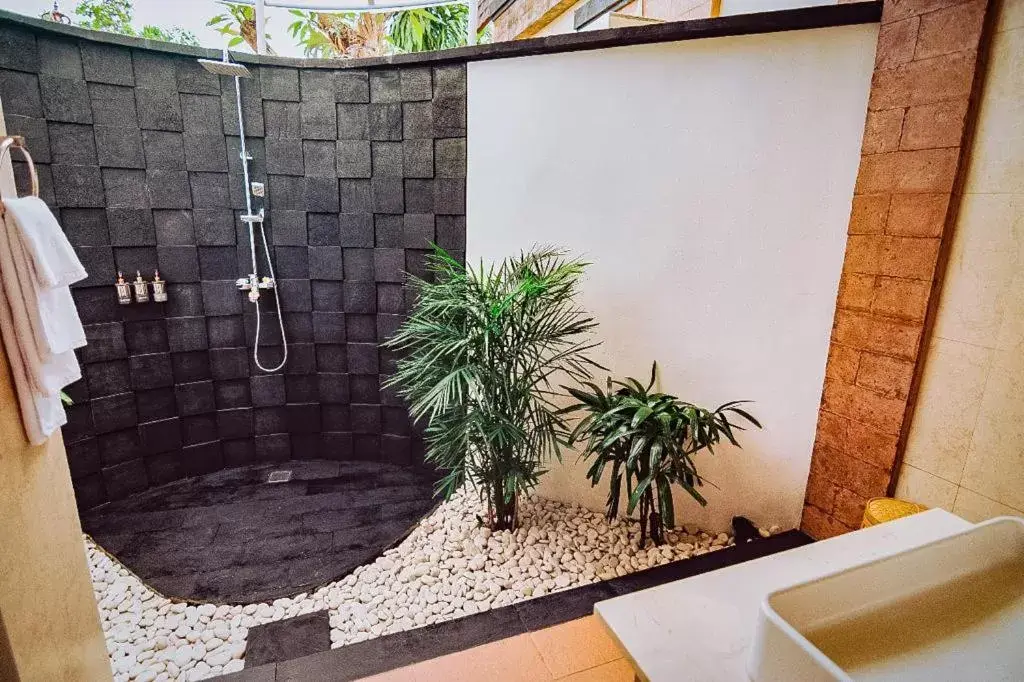 Bathroom in Tanamas Villas Ubud by Best Deals Asia Hospitality Bathroom in Tanamas Villas Ubud by Best Deals Asia Hospitality
