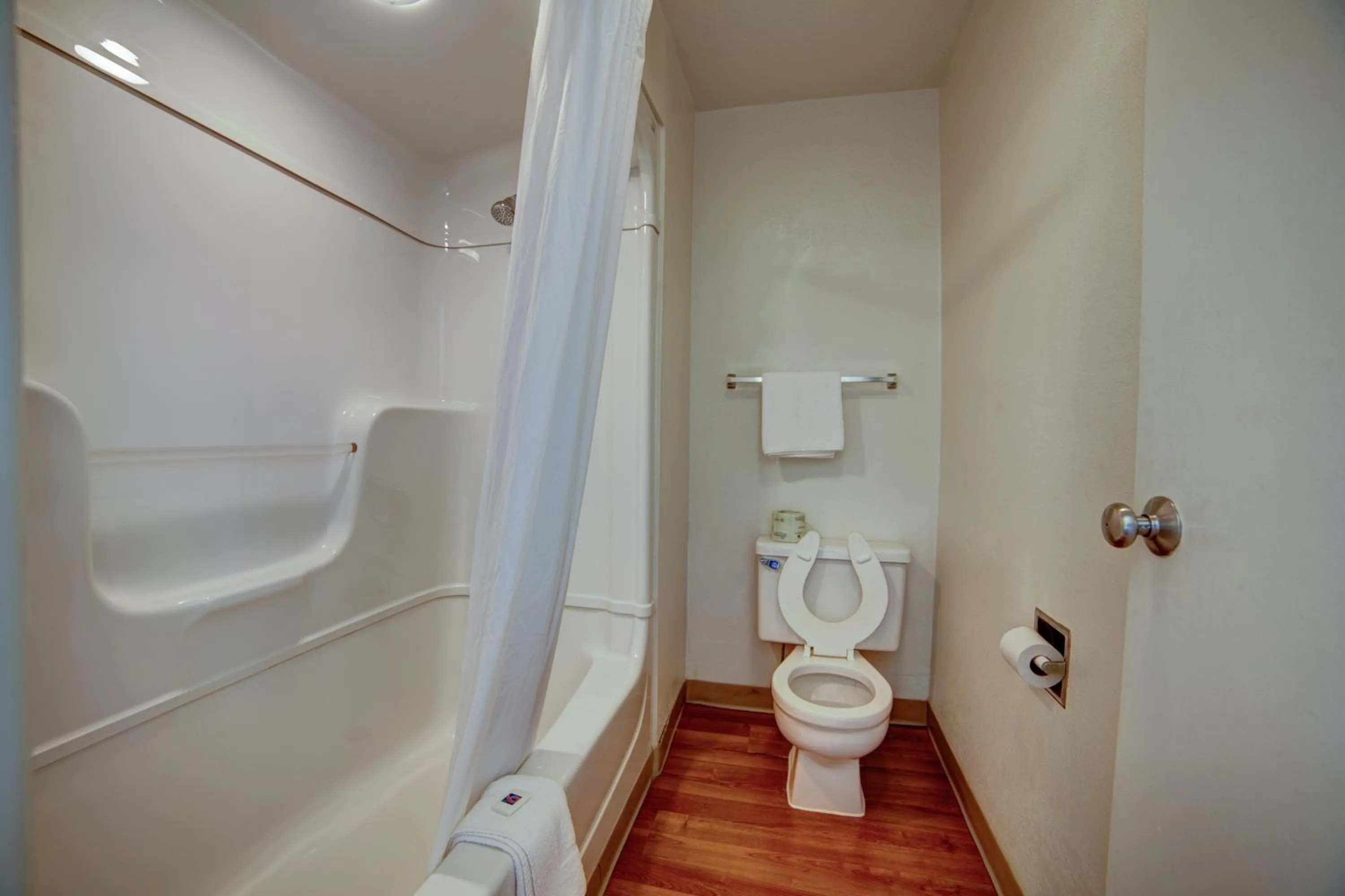 Bathroom in Super 7 Inn