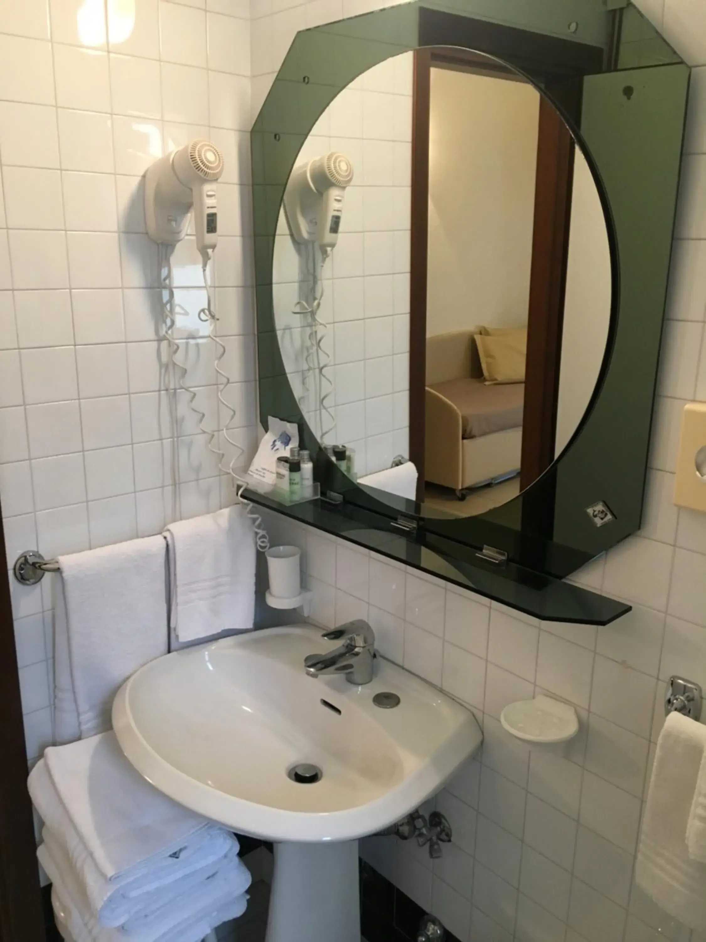 Bathroom in Hotel Granada