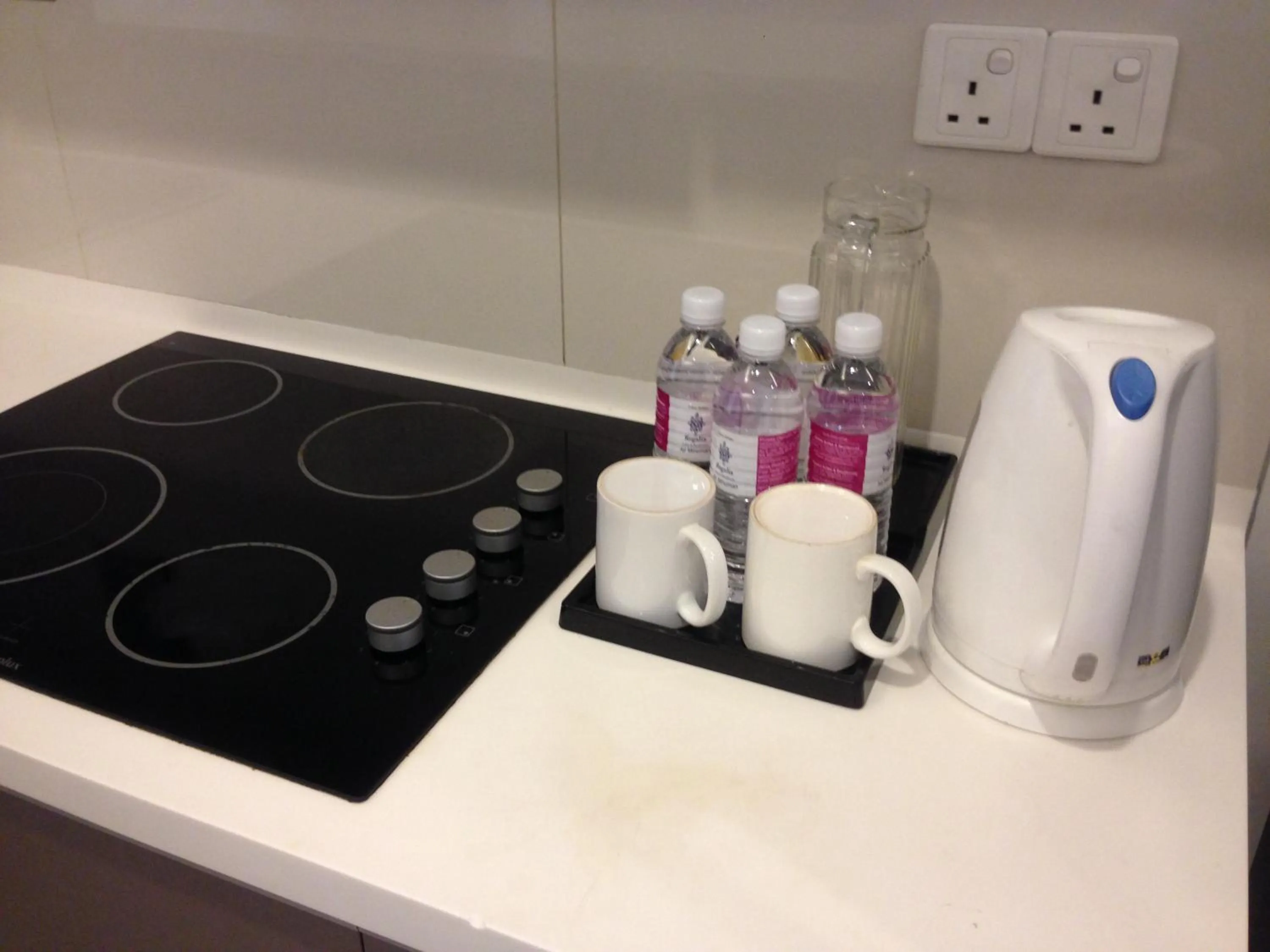 Coffee/tea facilities in Regalia Upper View Hotel