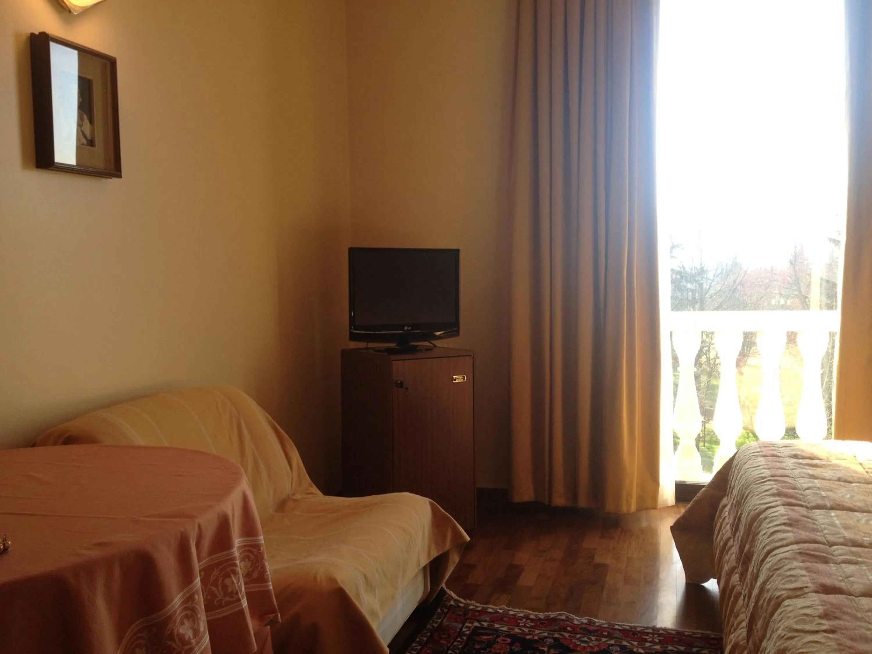 Bedroom, Bed in Villa Belvedere 1849