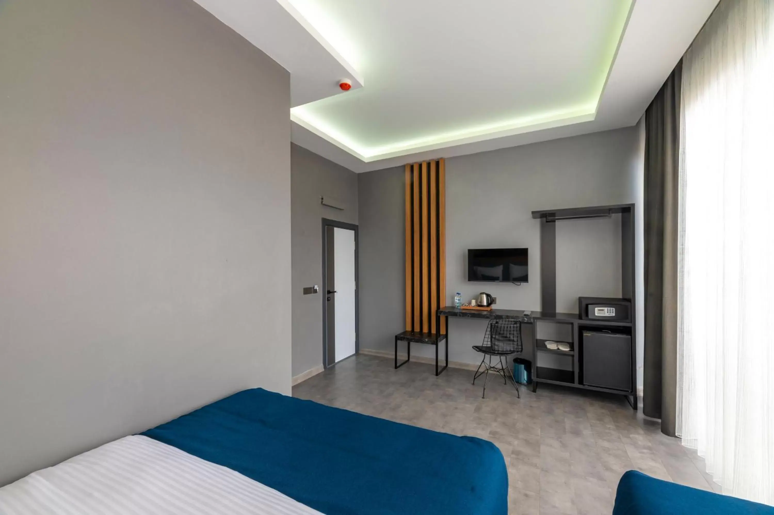 Massage, TV/Entertainment Center in Melanj Airport Hotel