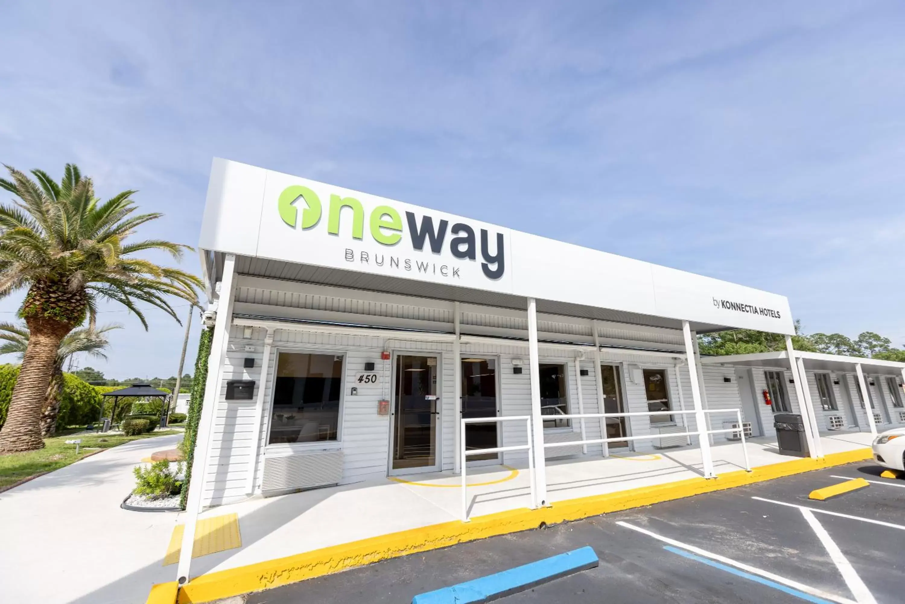 Facade/entrance, Property Building in Oneway Brunswick Facade/entrance, Property Building in Oneway Brunswick