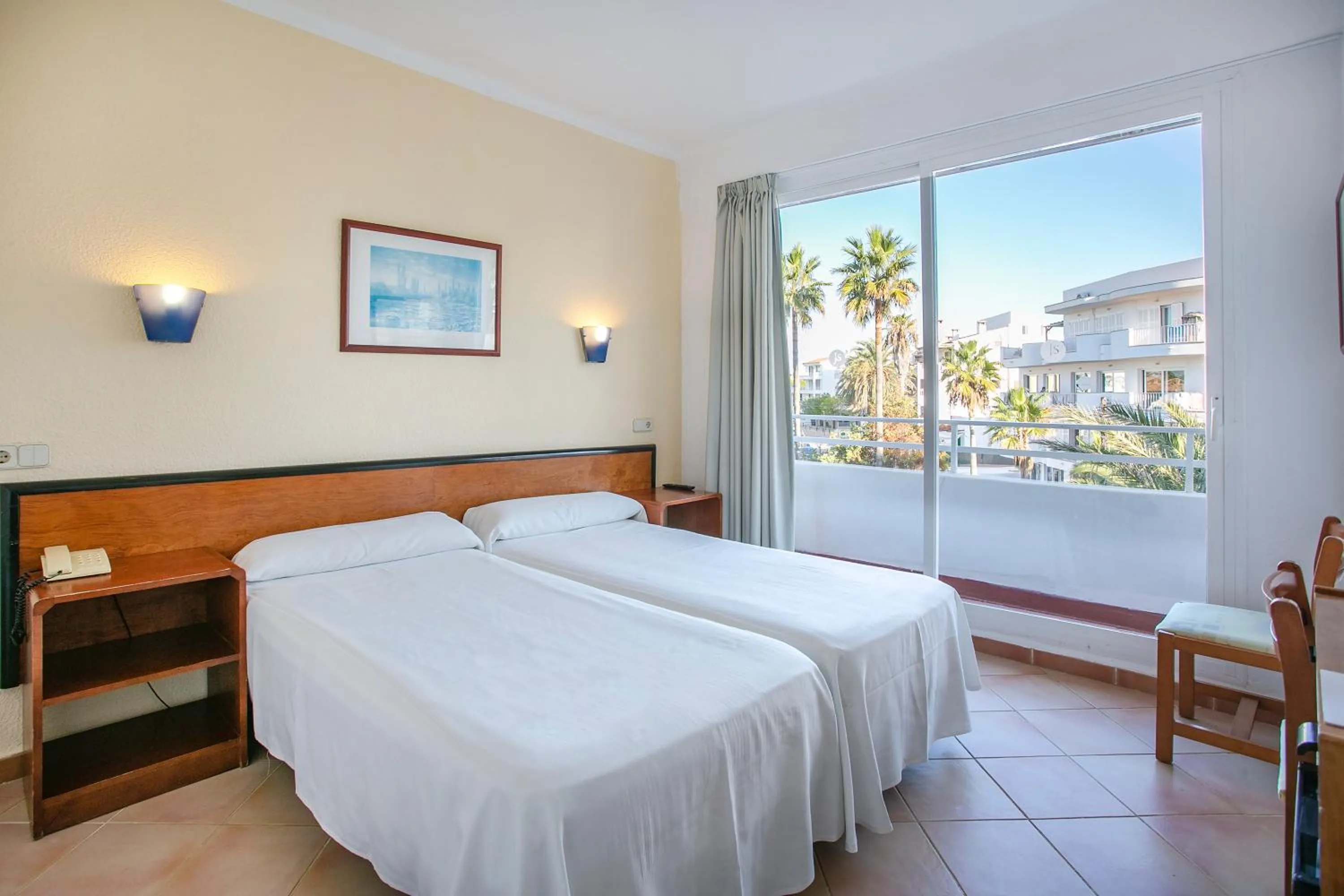 Bed in JS Cape Colom - Adults Only