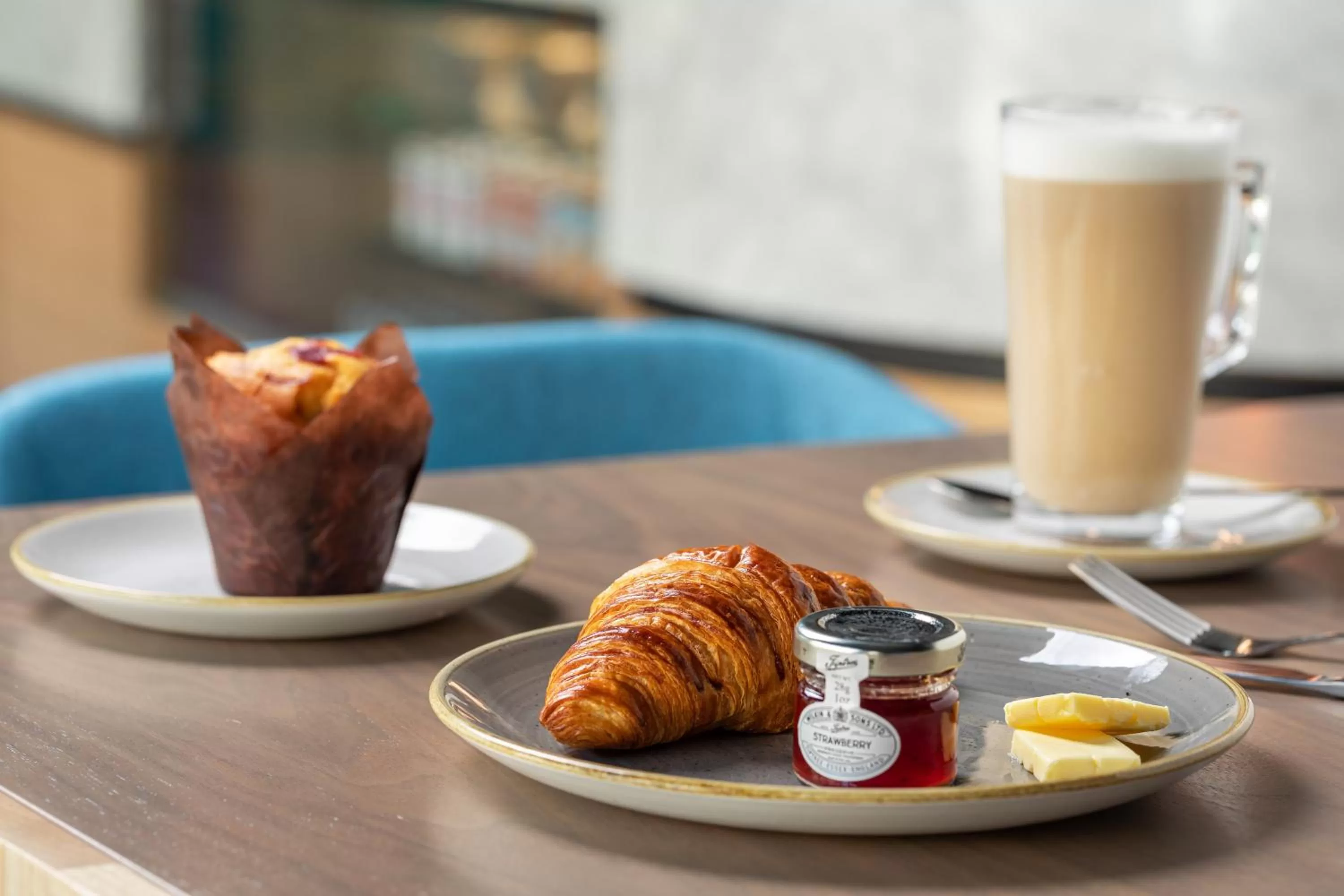 Food and drinks in YOTEL Edinburgh