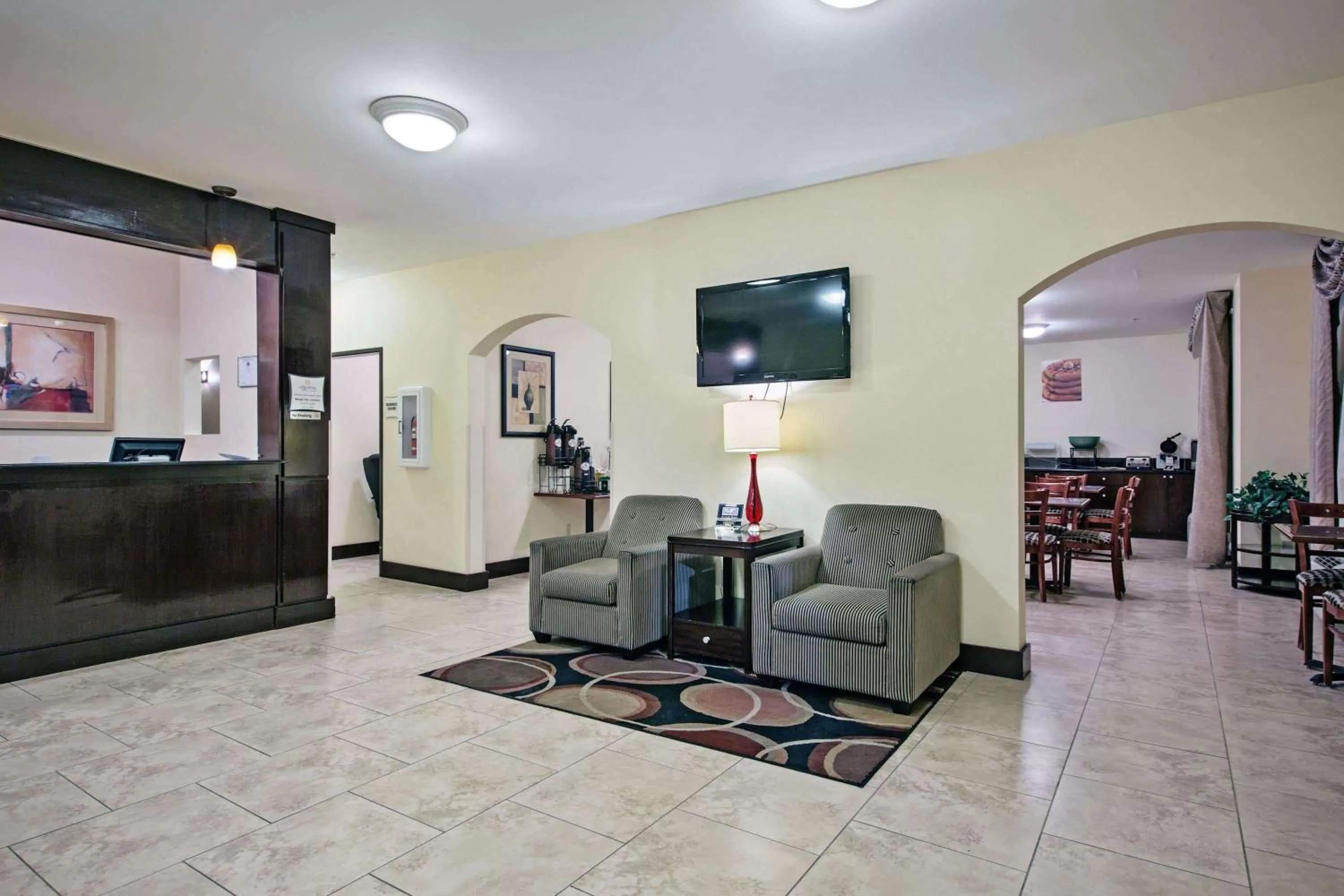 Lobby or reception in La Quinta by Wyndham Morgan City