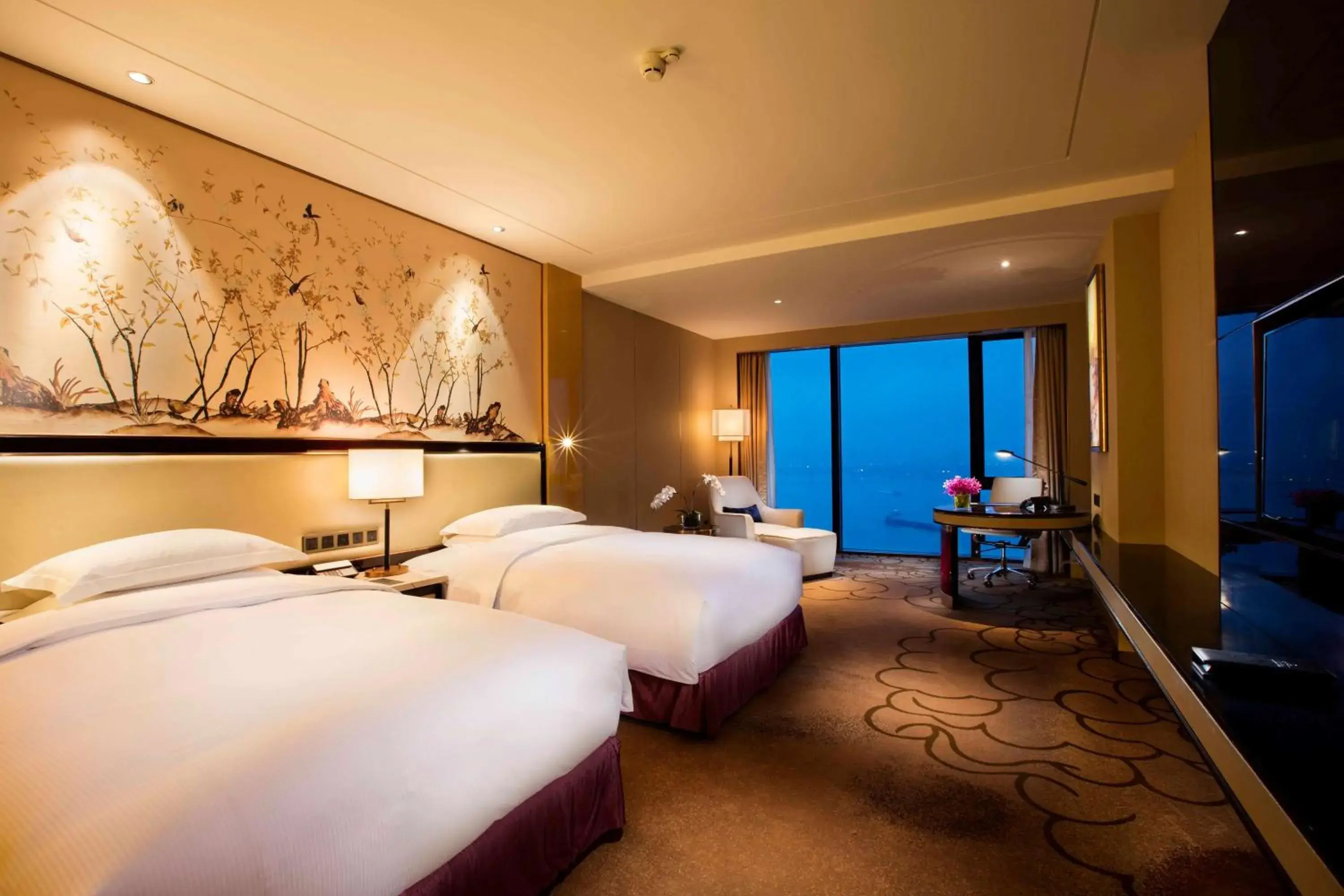 Bed in Hilton Wuhan Riverside