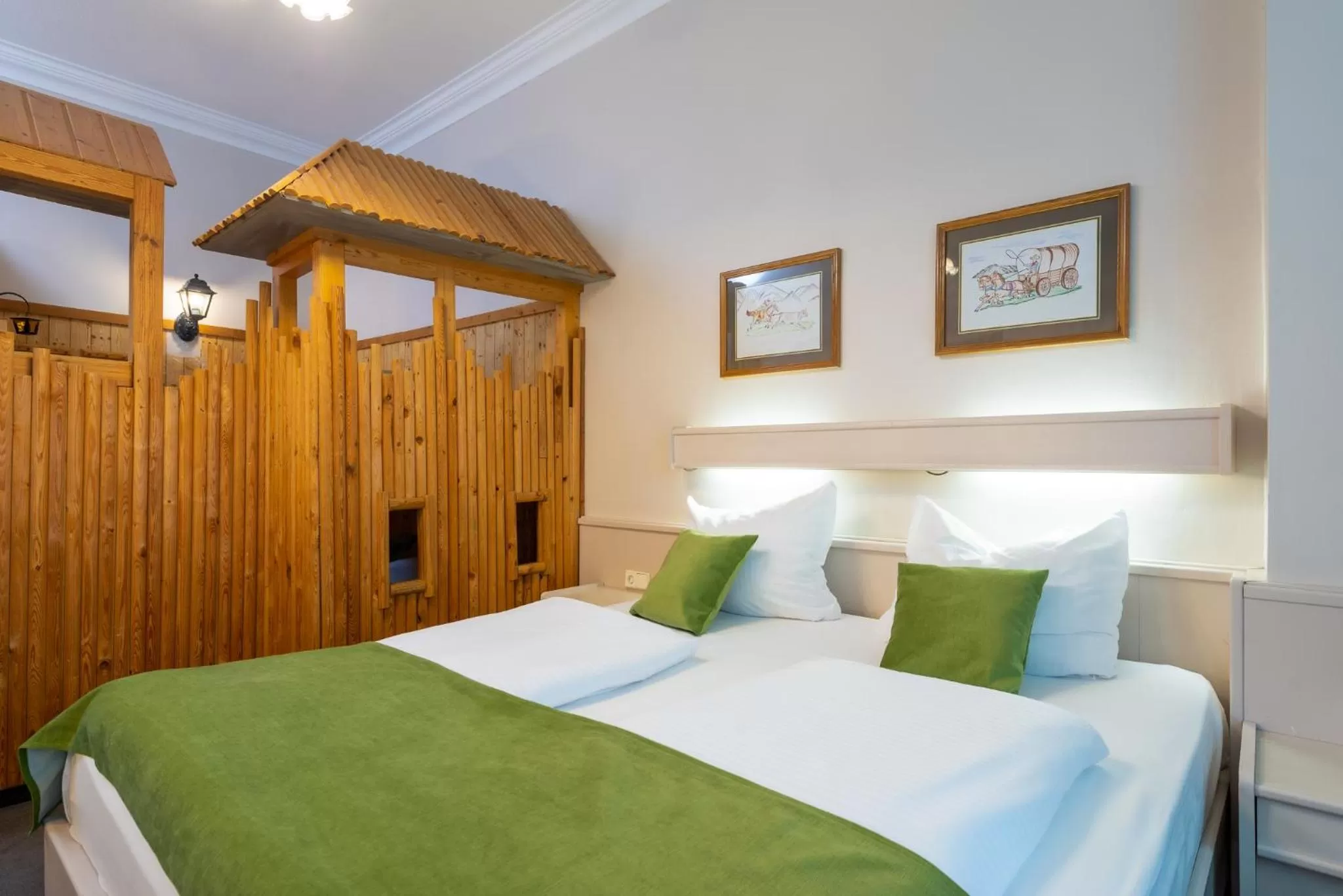 Photo of the whole room, Bed in W22 Hotel am Kurfürstendamm