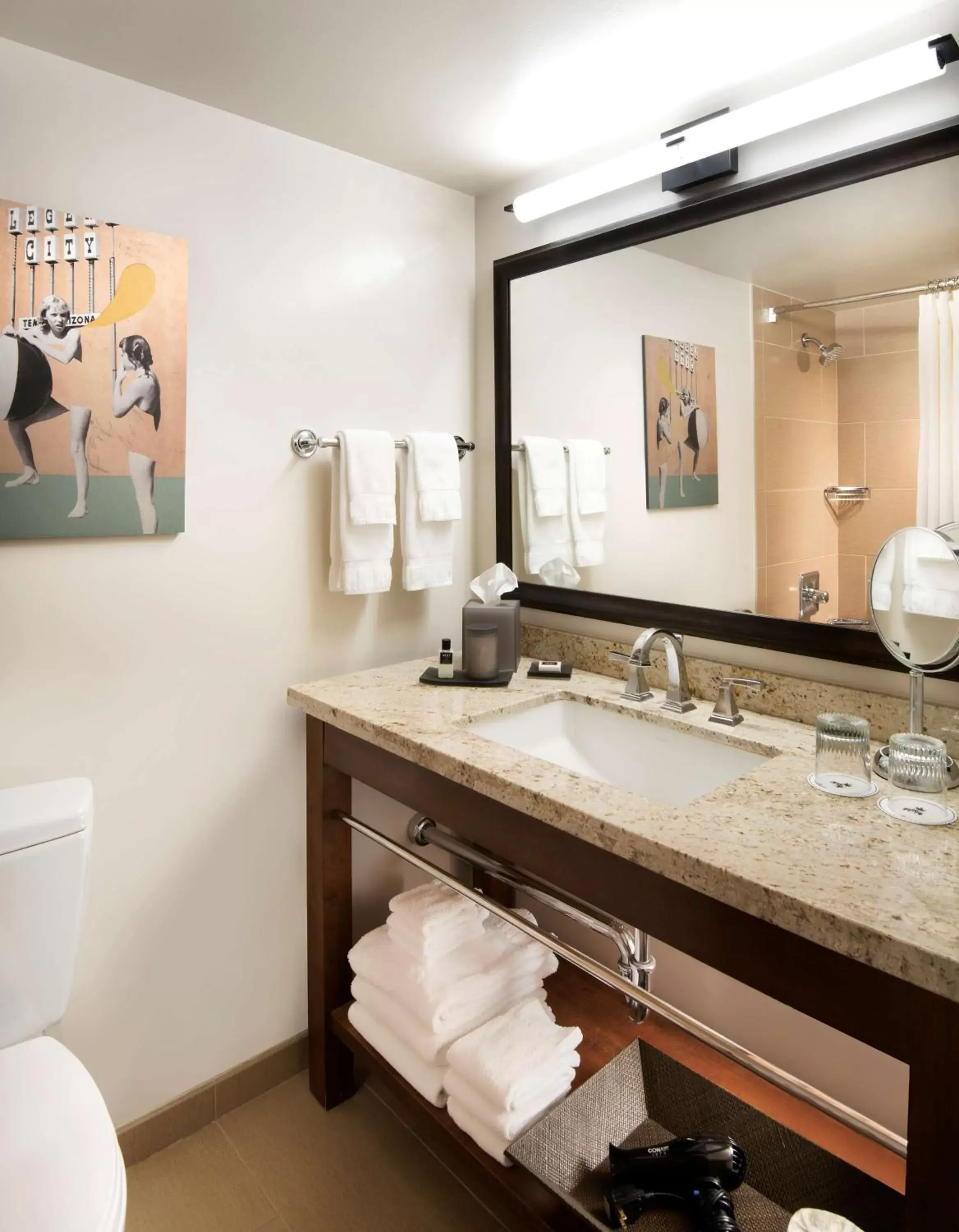 Bathroom in Tempe Mission Palms, a Destination by Hyatt Hotel