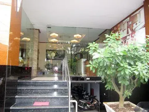 Facade/entrance in Sunset Westlake Hanoi Hotel