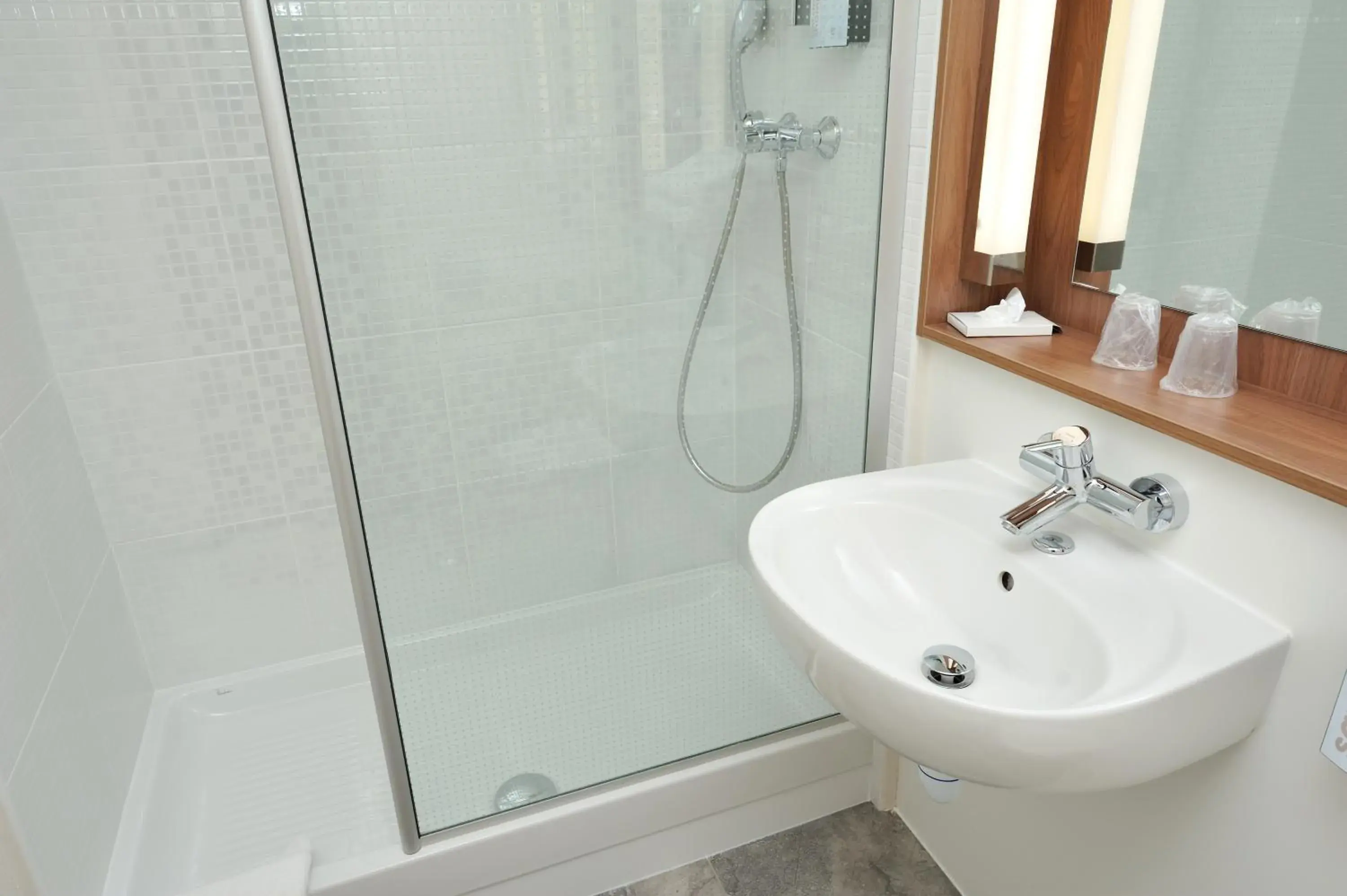 Shower, Bathroom in Campanile Chambéry