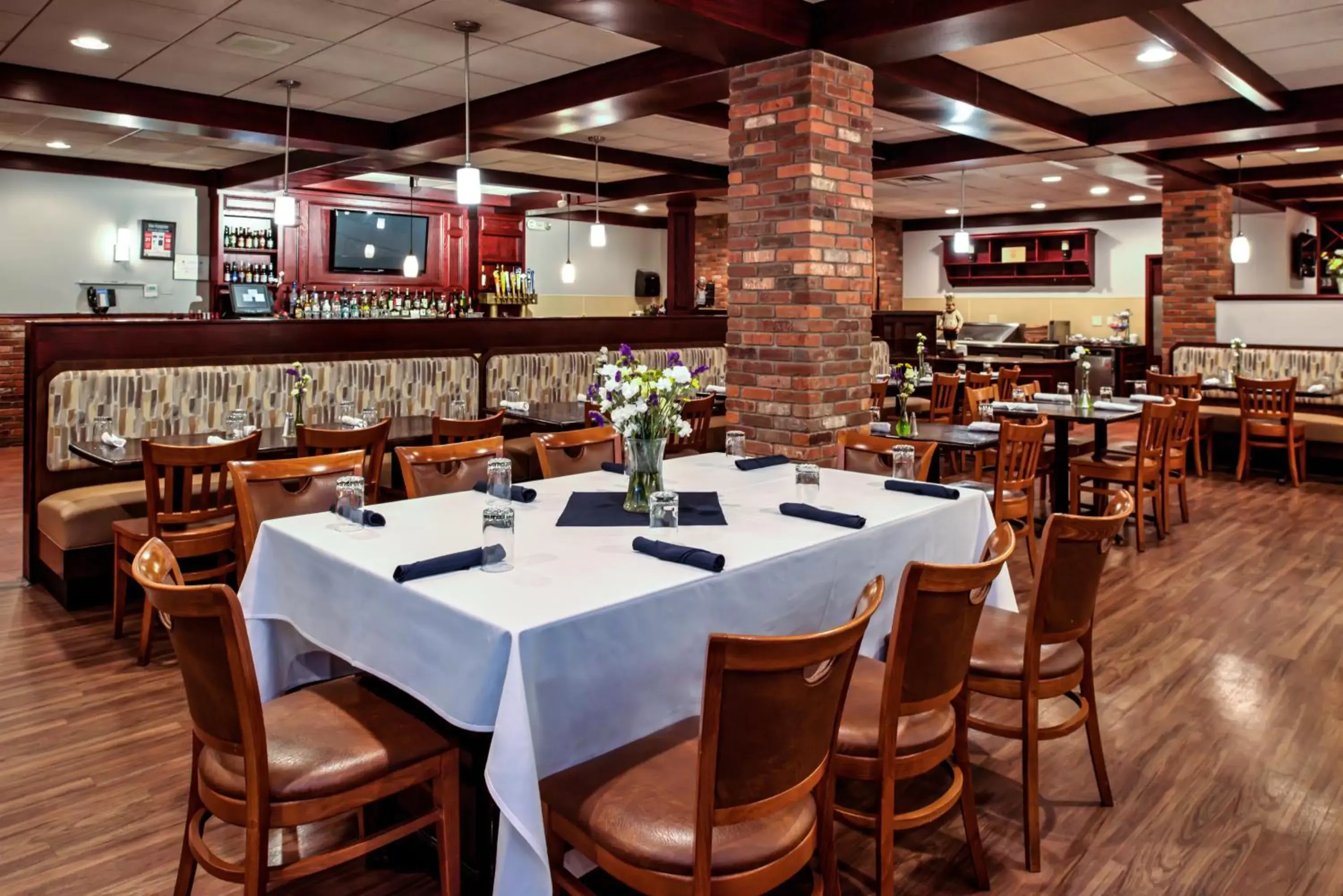 Restaurant/Places to Eat in Holiday Inn Concord Downtown, an IHG Hotel Restaurant/Places to Eat in Holiday Inn Concord Downtown, an IHG Hotel