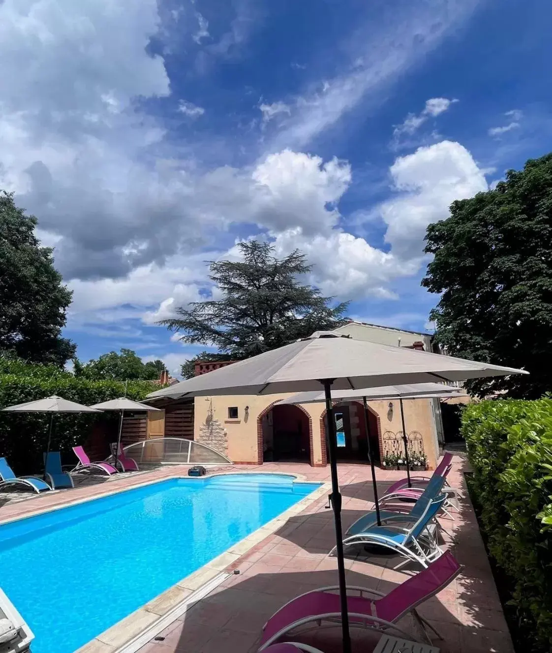 Swimming Pool in Logis Hotel Restaurant Le Domaine de la Régalière