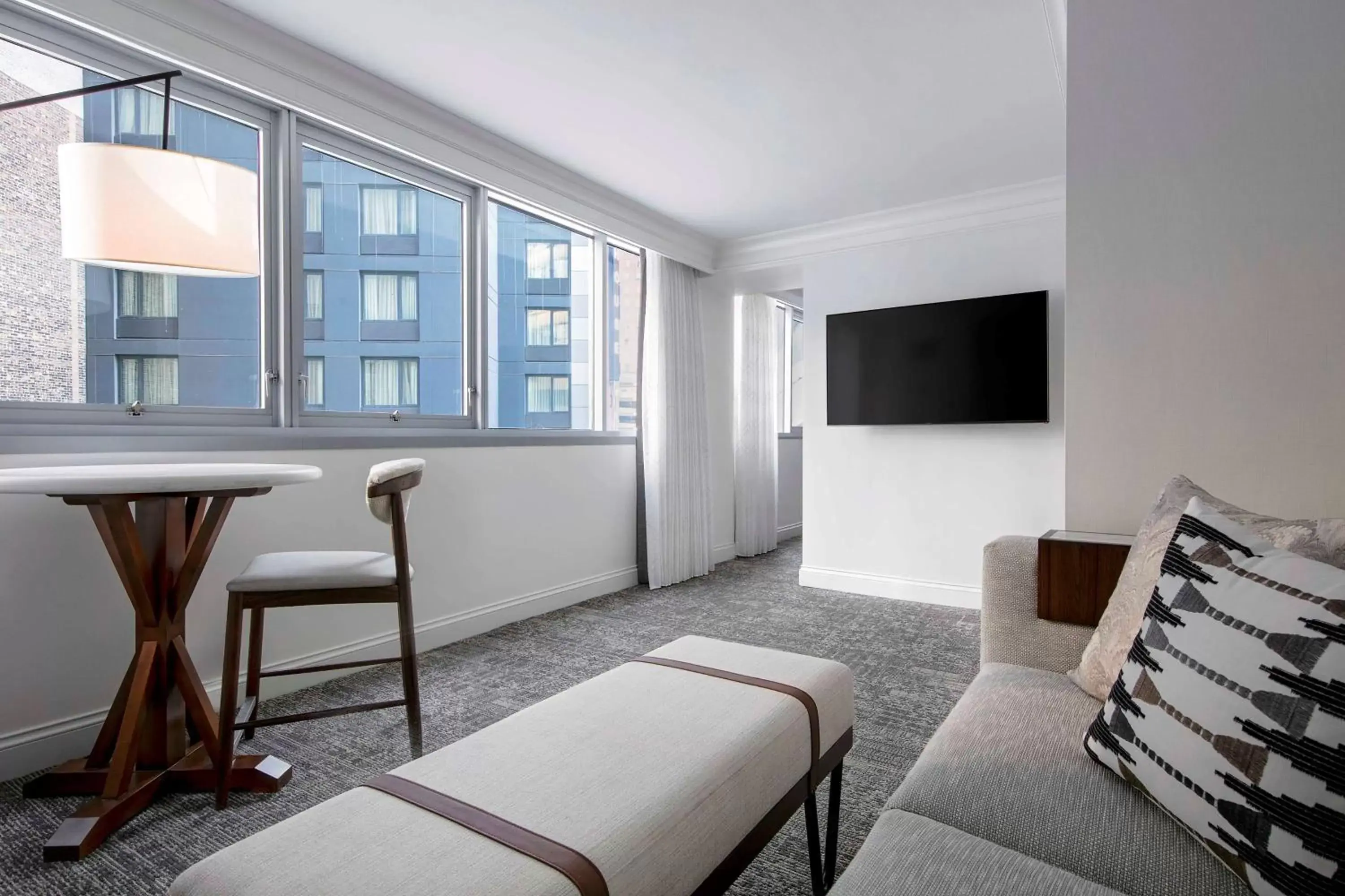 Photo of the whole room, TV/Entertainment Center in The Royal Sonesta Chicago Downtown