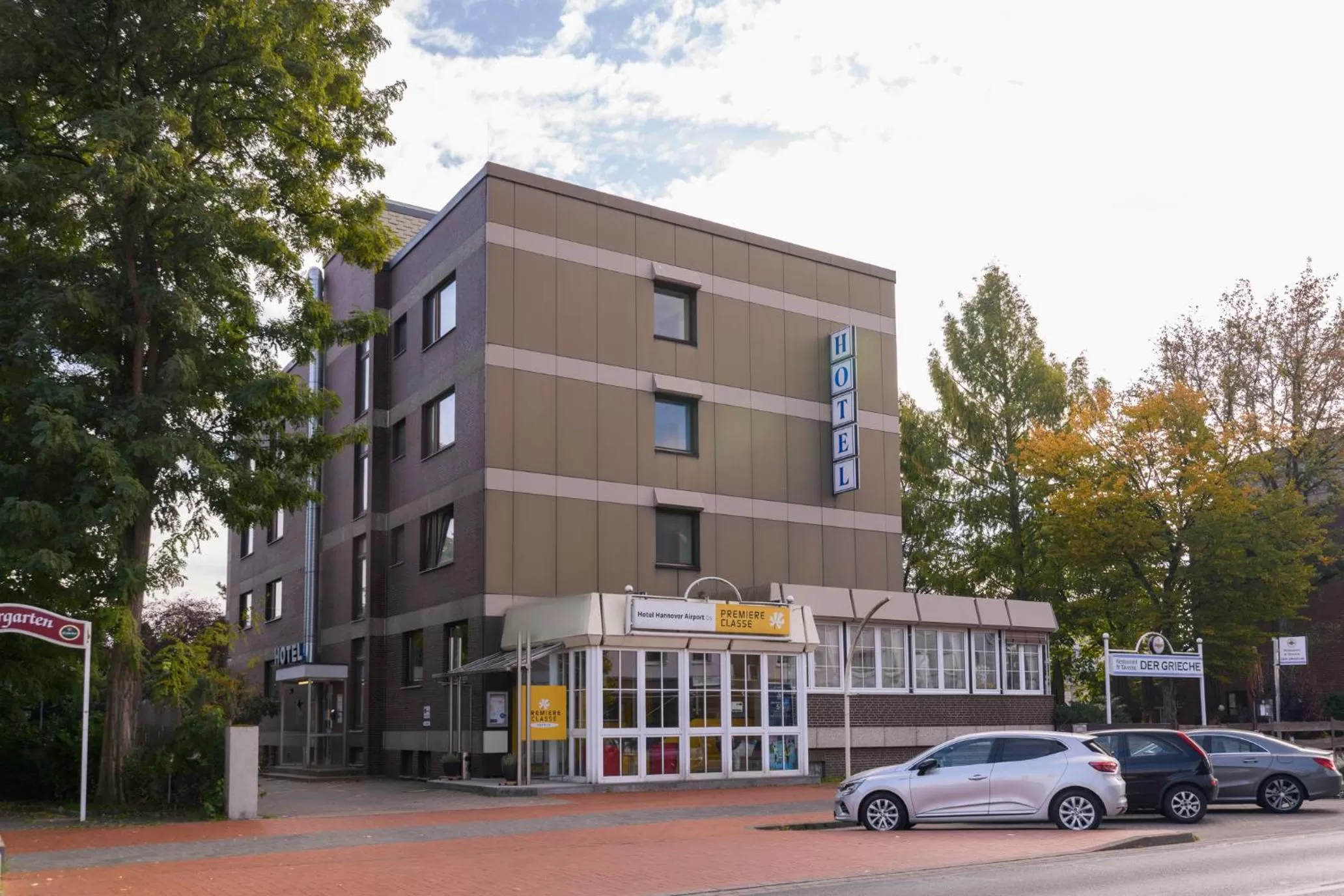 Property building in Hotel Hannover Airport by Premiere Classe