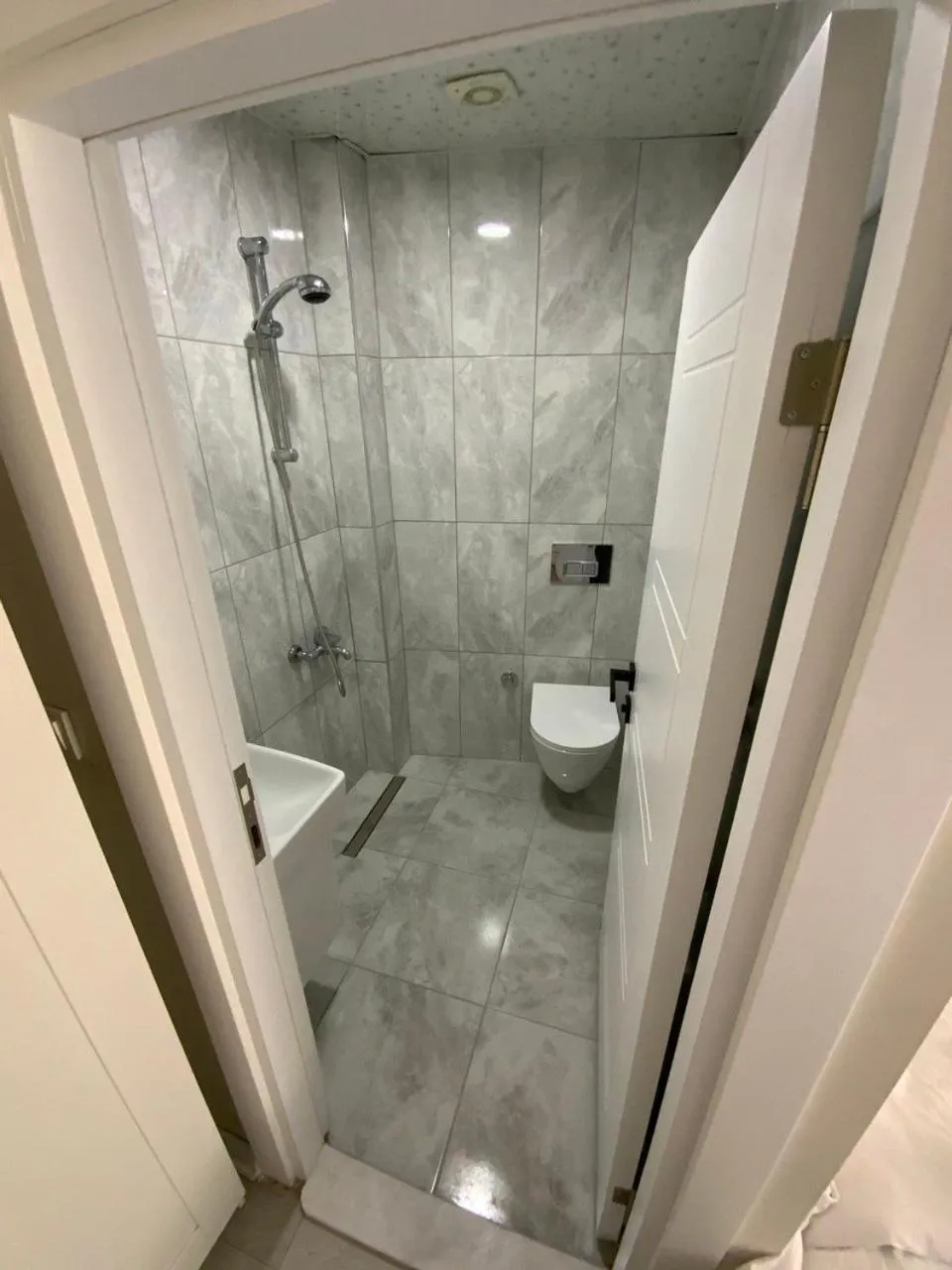 Shower in ATICI HOTEL