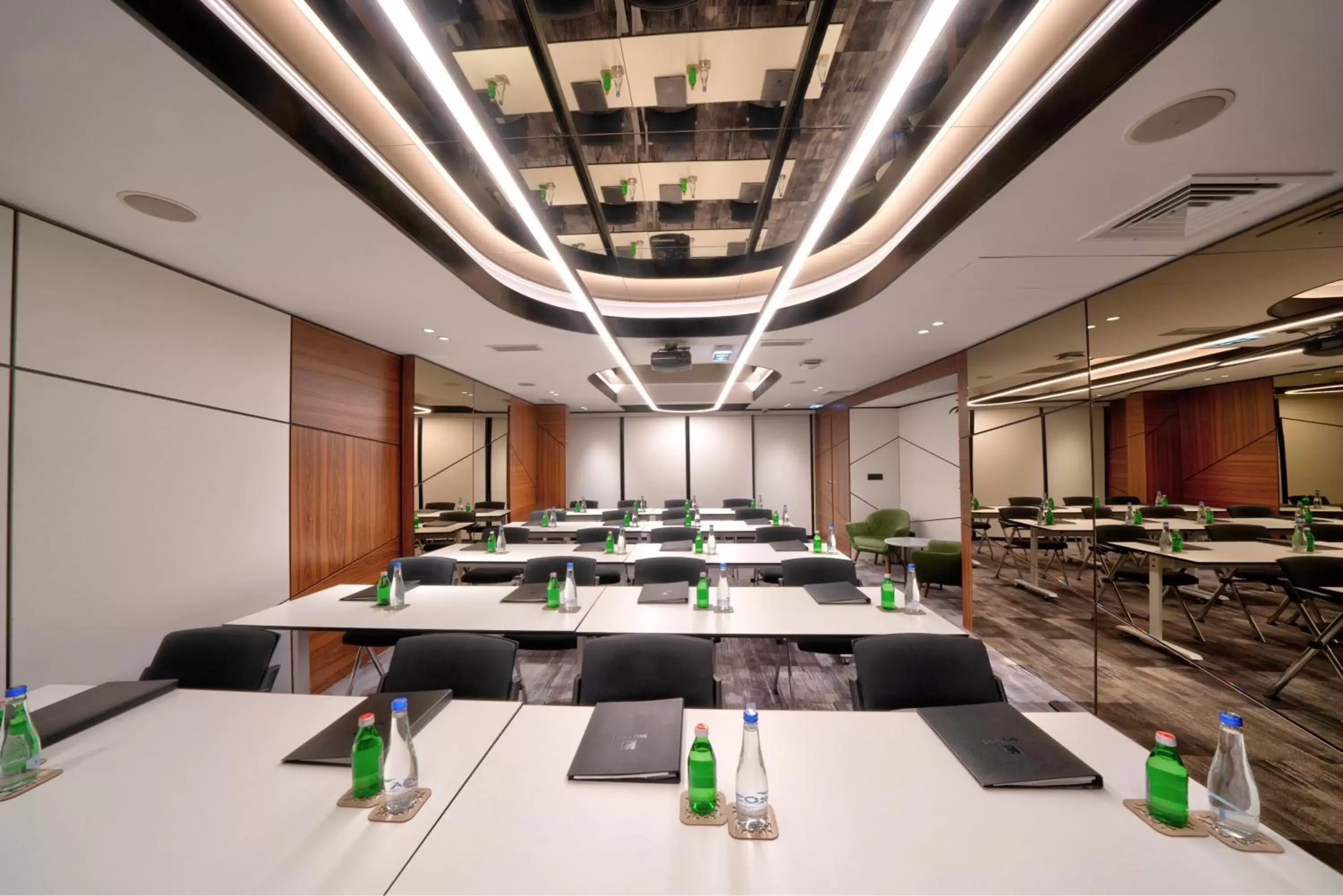 Meeting/conference room in Sky Hotel