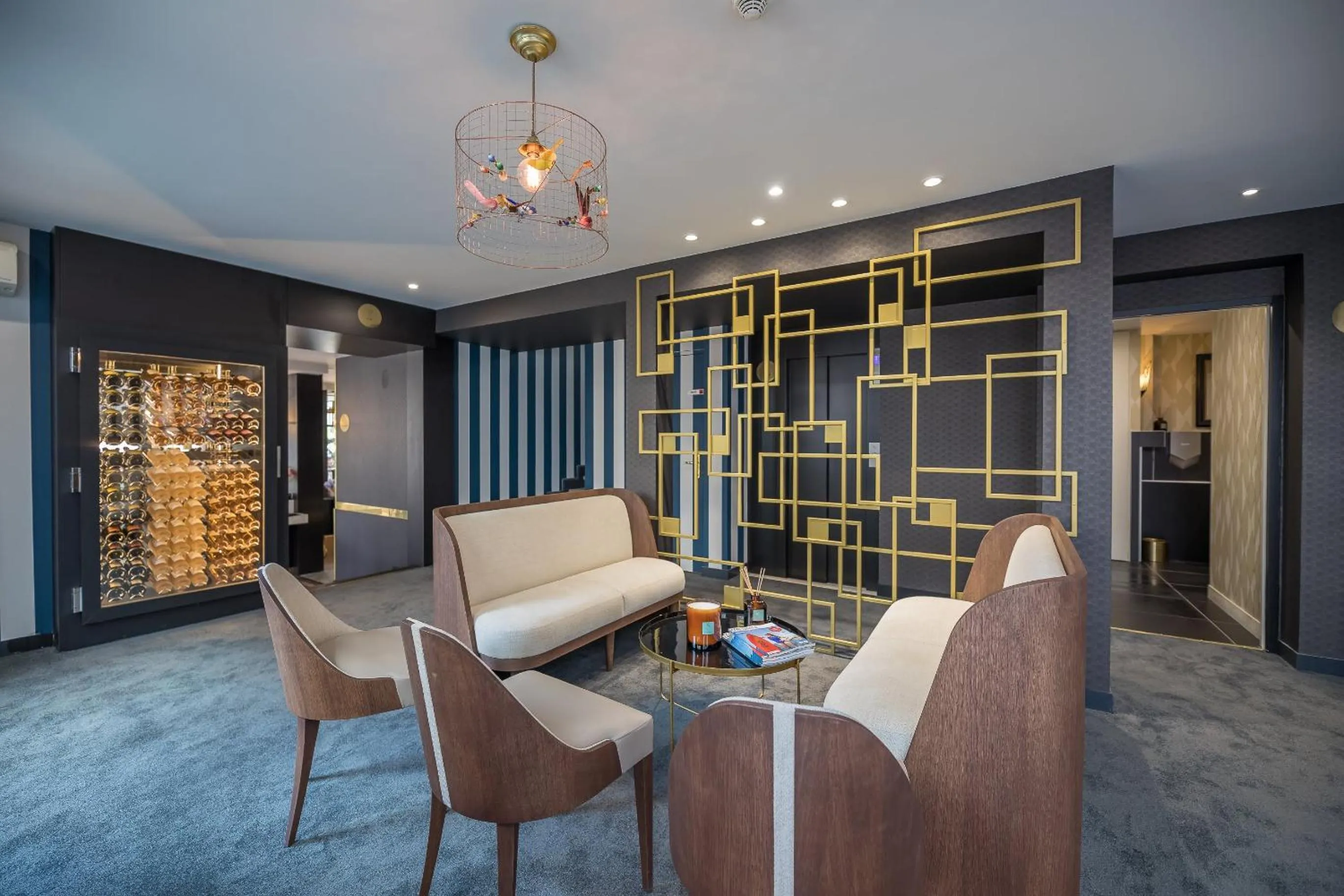 Lobby or reception in Hôtel Cosmopolitain