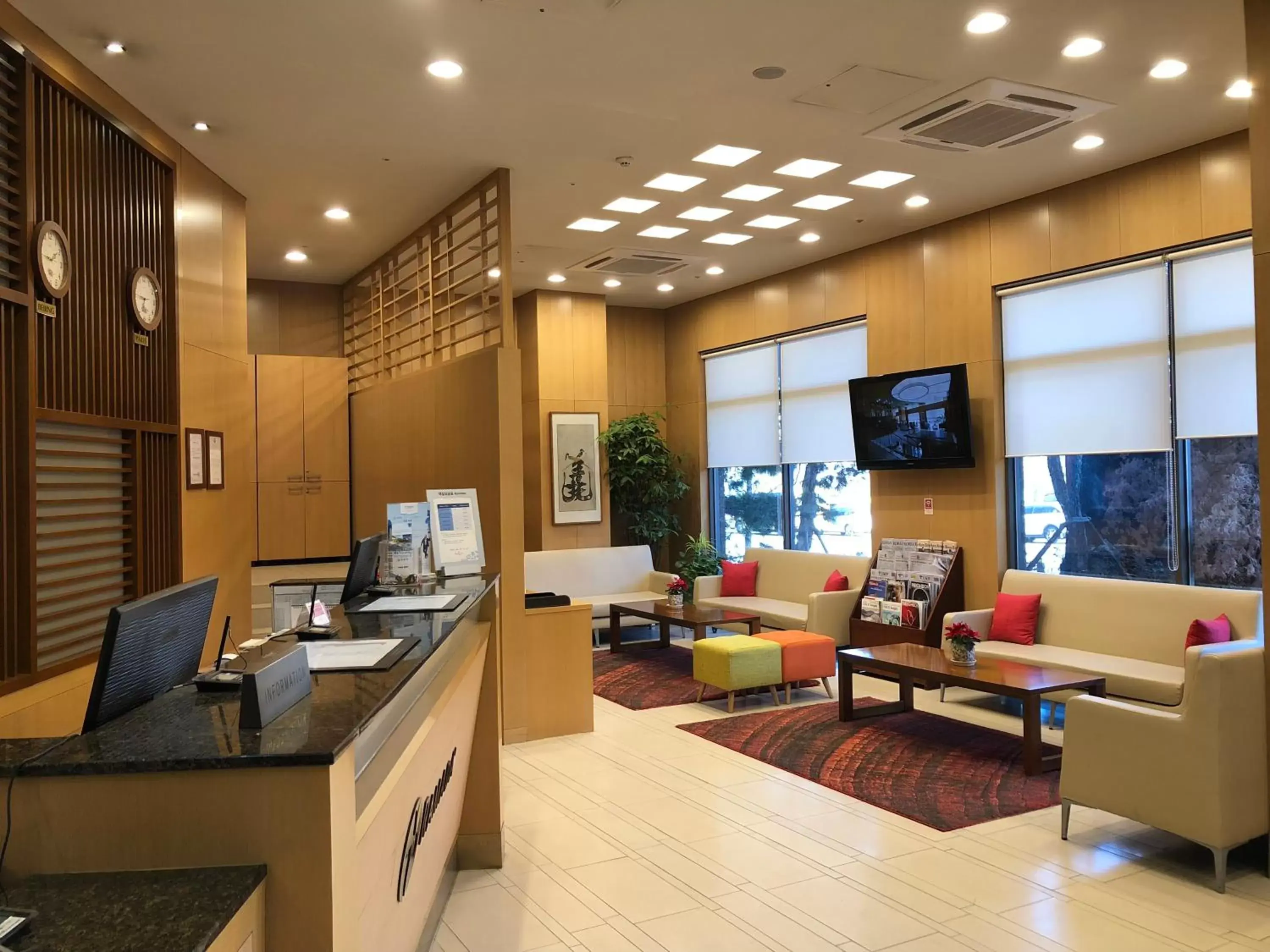 Lobby/Reception in Ramada Hotel Dongtan