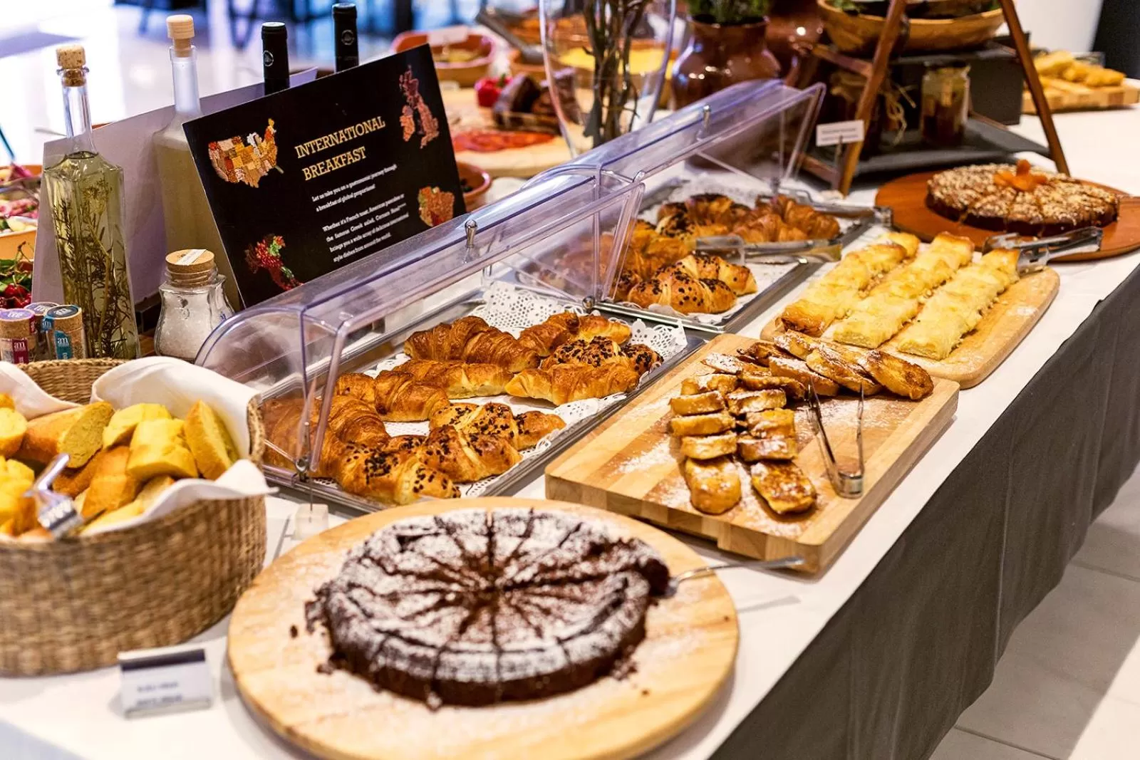 Breakfast in Cornaro Hotel