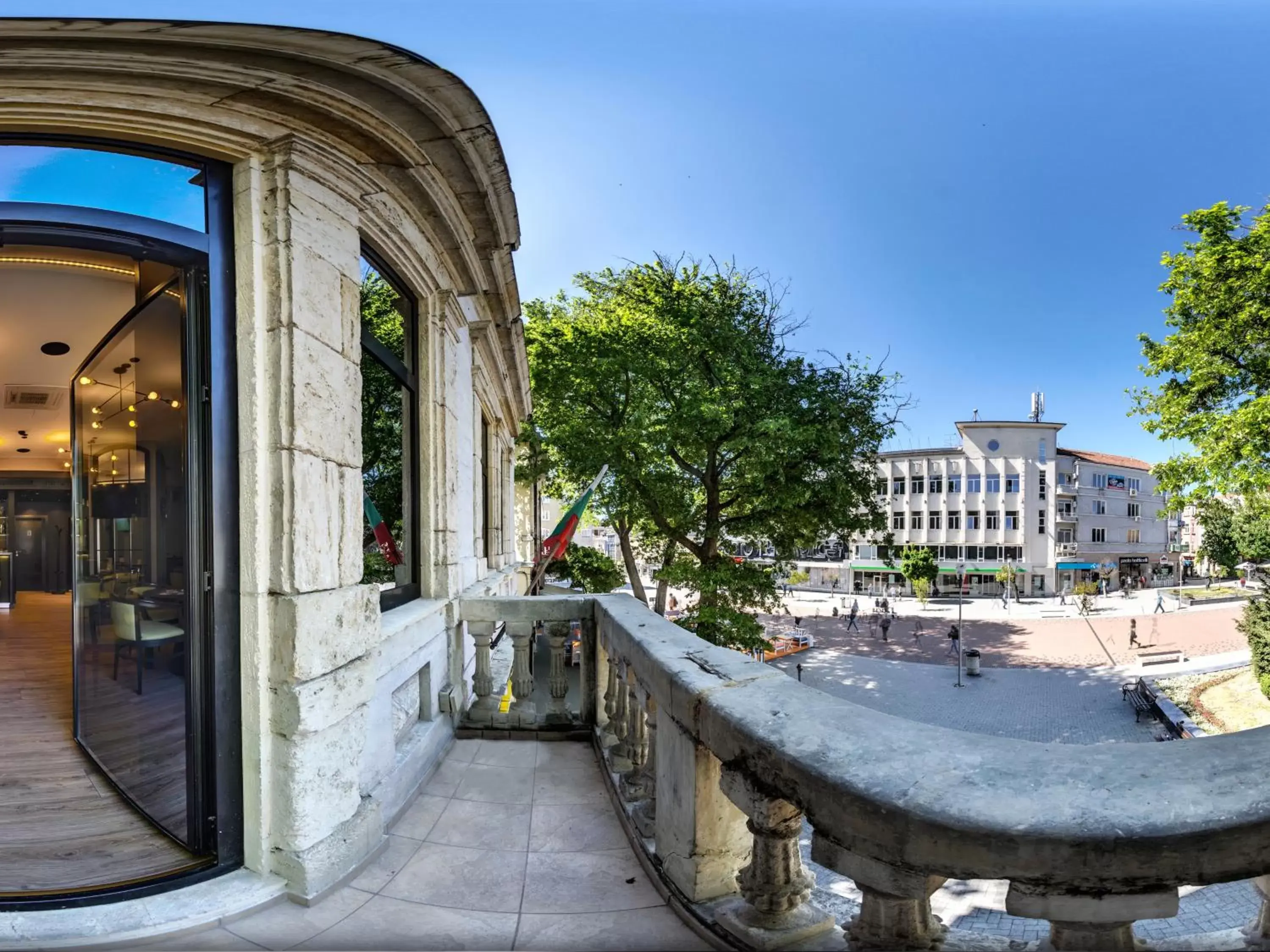 Balcony/Terrace in Efbet Hotel